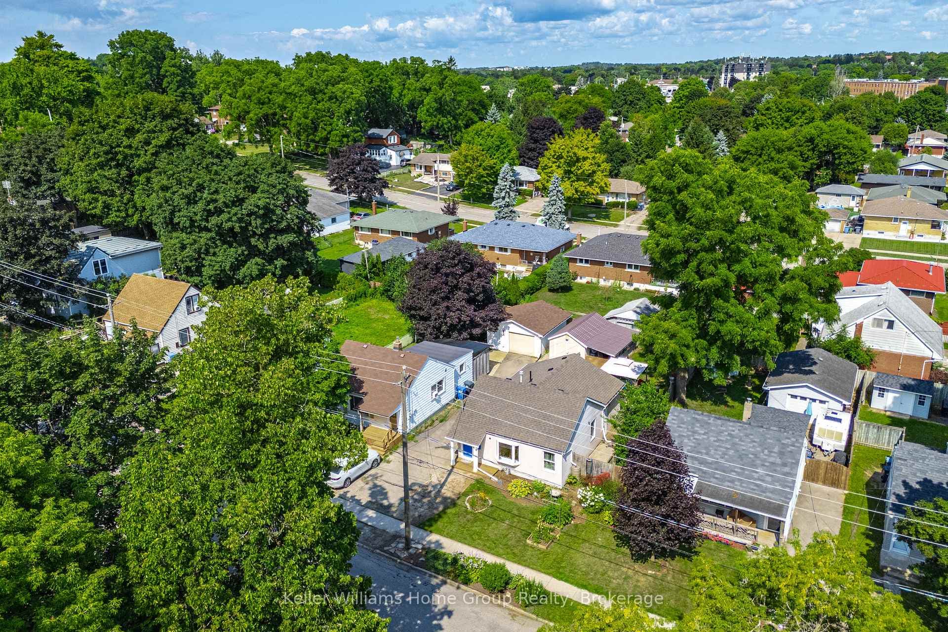 20 Cassino Avenue photo 3