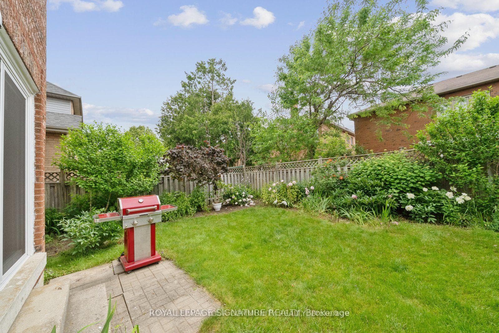 75 Venice Crescent photo 36