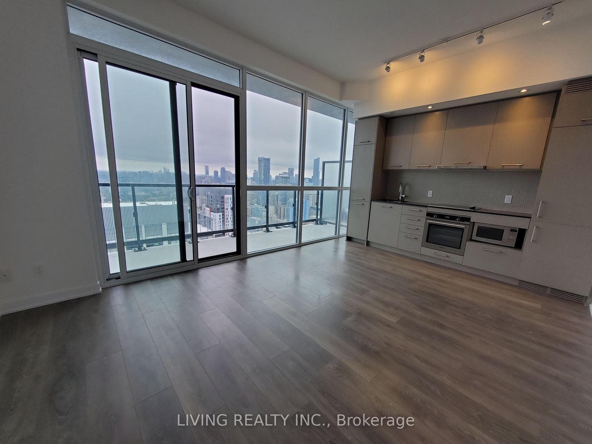 87 Peter Street Unit Ph206 photo 4