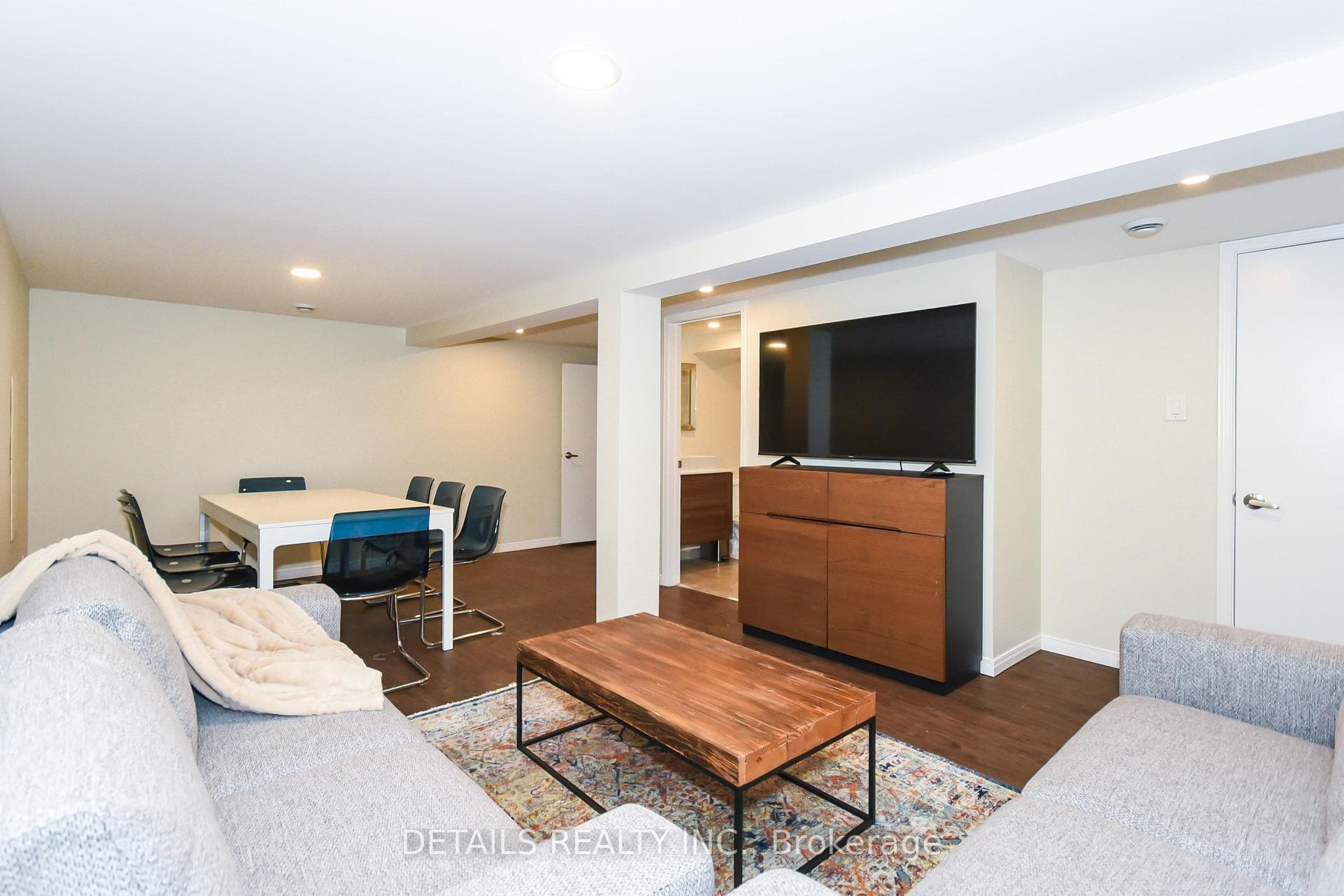 Bsmt - Living/Dining