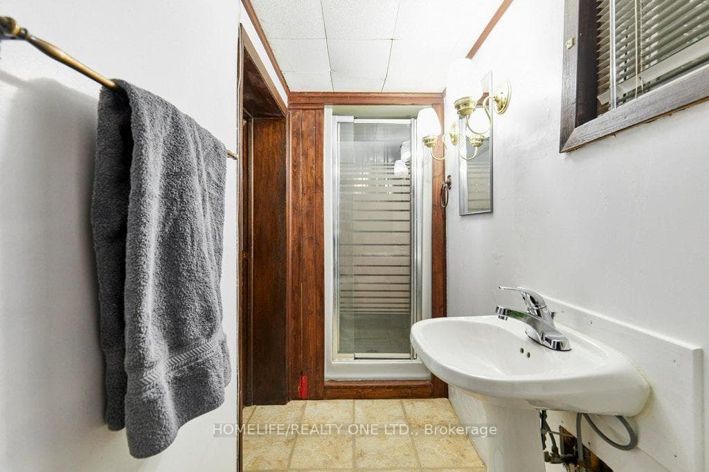 262 Glebemount Avenue photo 33