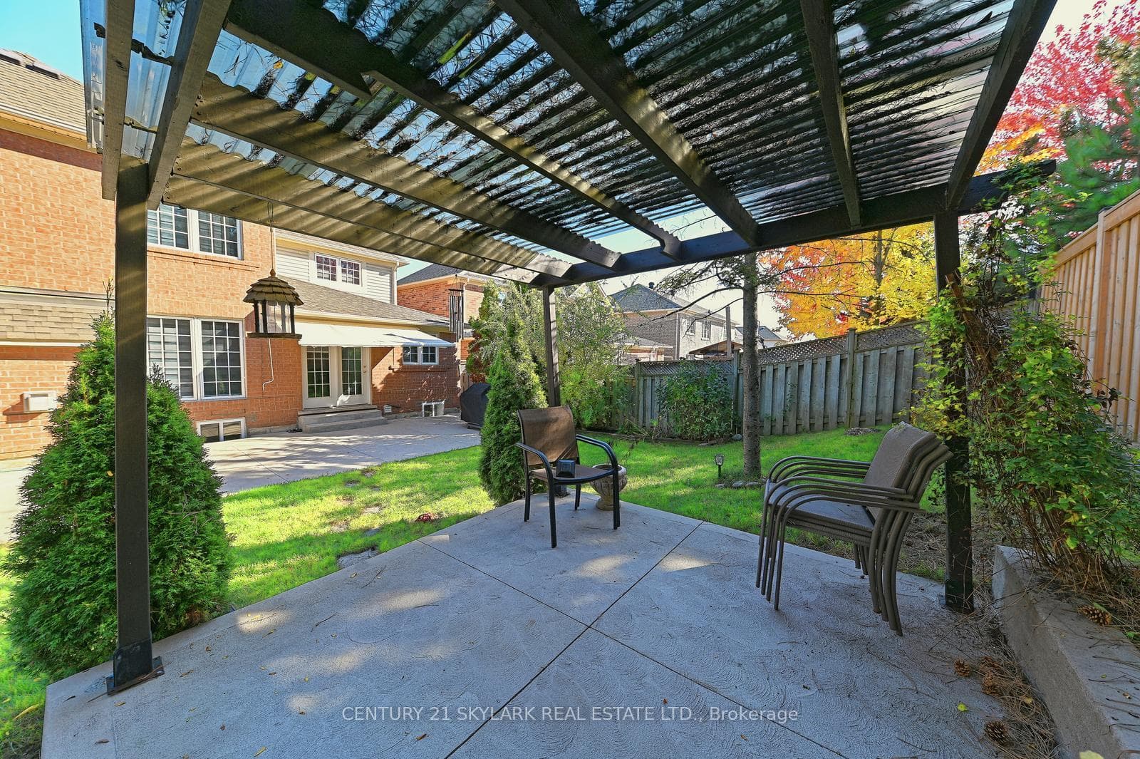 14 Cogswell Crescent photo 34