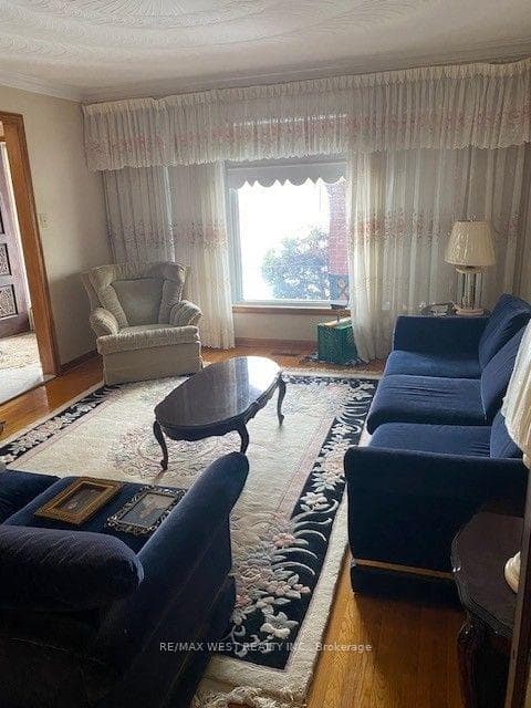 98 Jeanne Drive photo 11