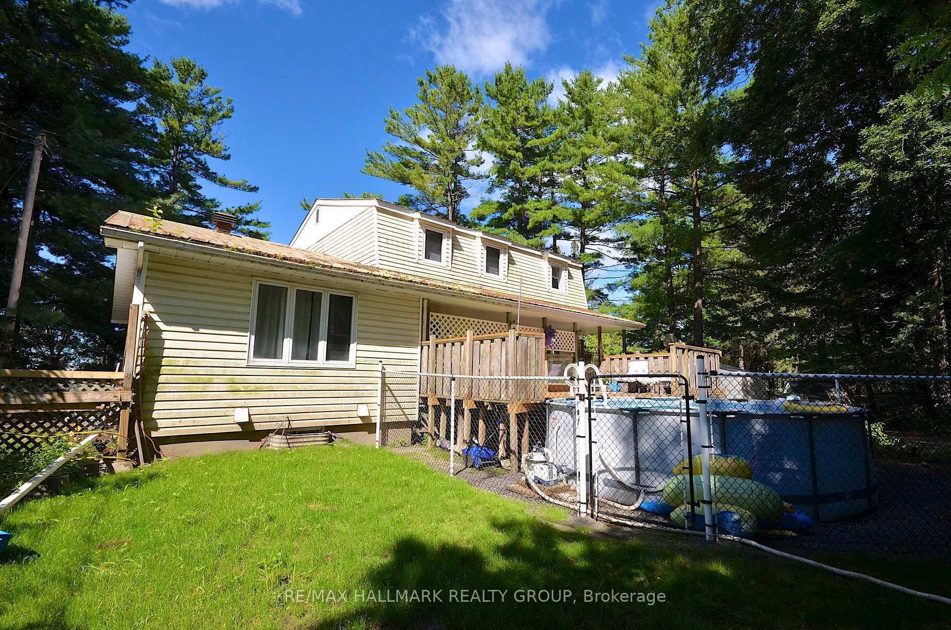 1675 Dunning Road photo 28