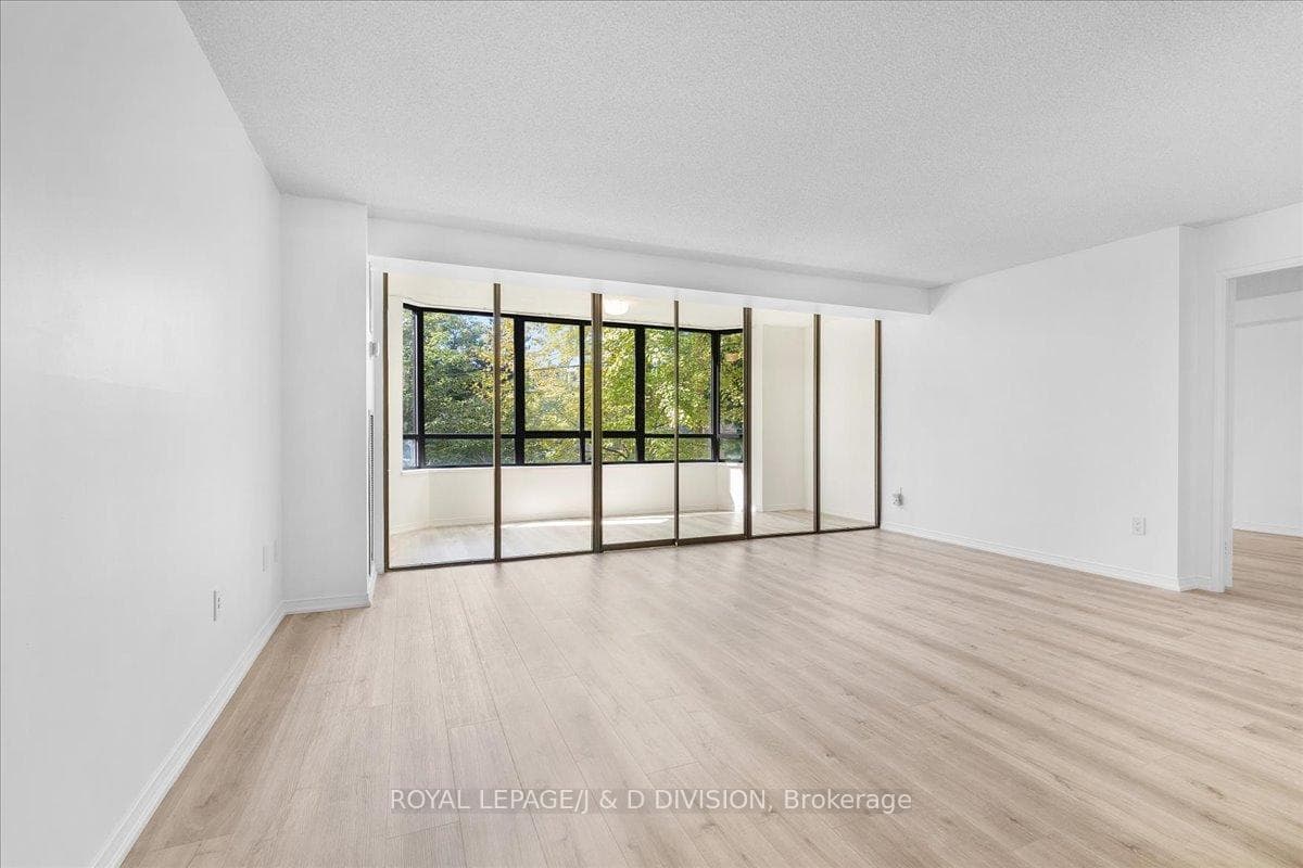 195 St Patrick Street Unit 206 photo 4