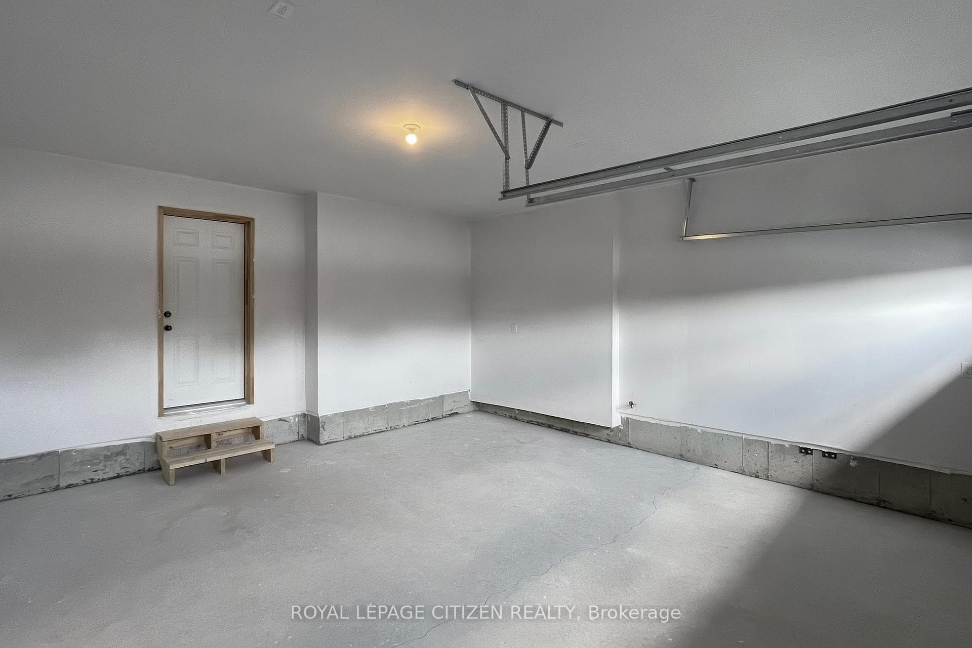 82 Lawrence D. Pridham Avenue photo 47