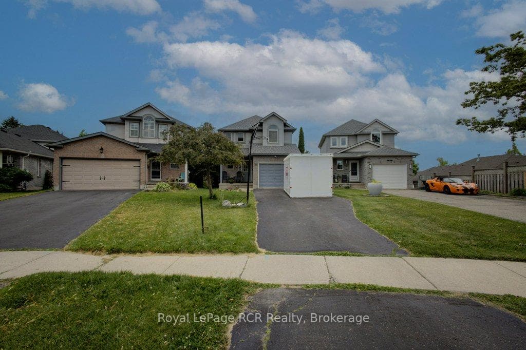463 Nova Scotia Court photo 31