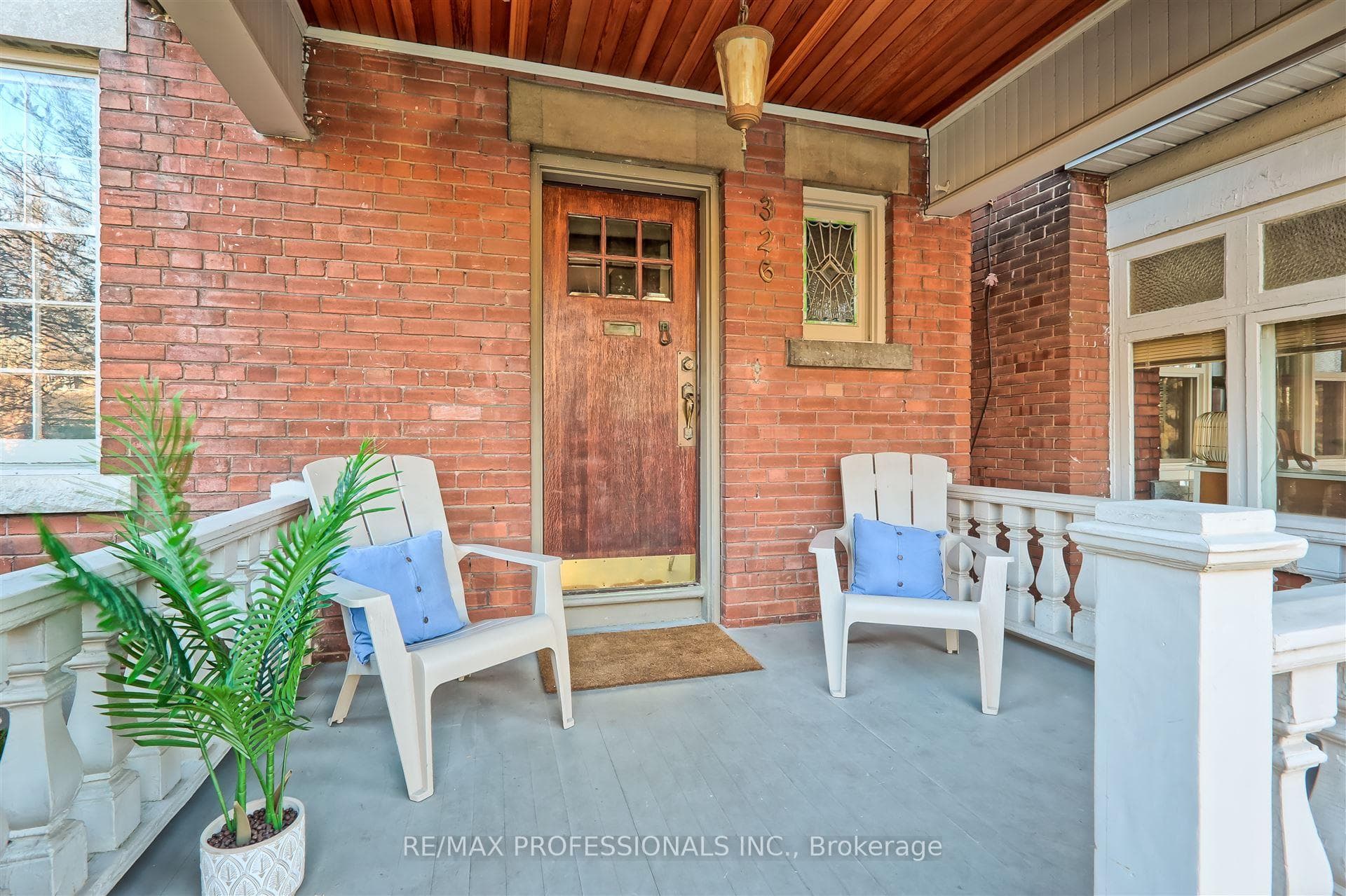326 Durie Street photo 5