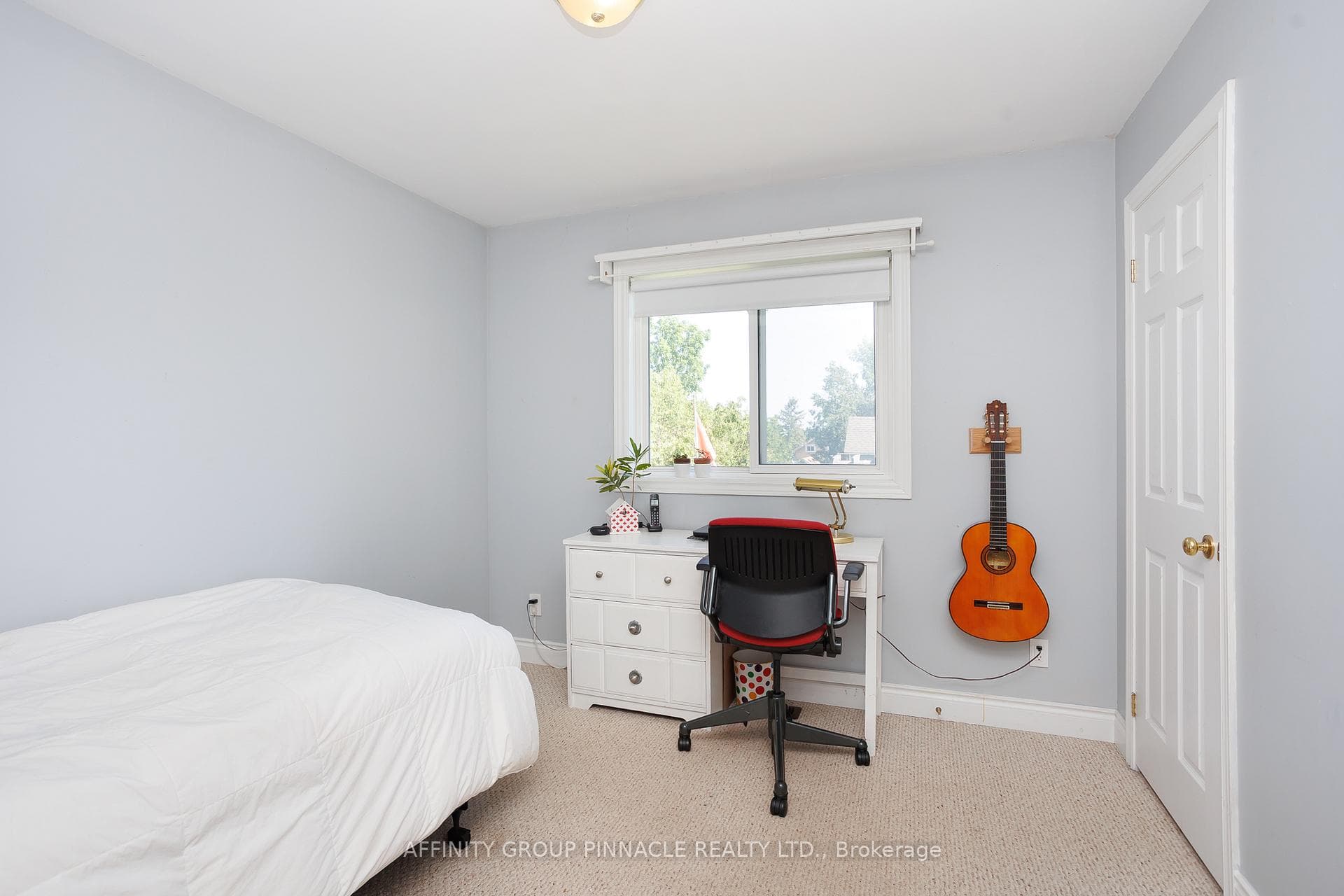 476 Bay Street photo 19
