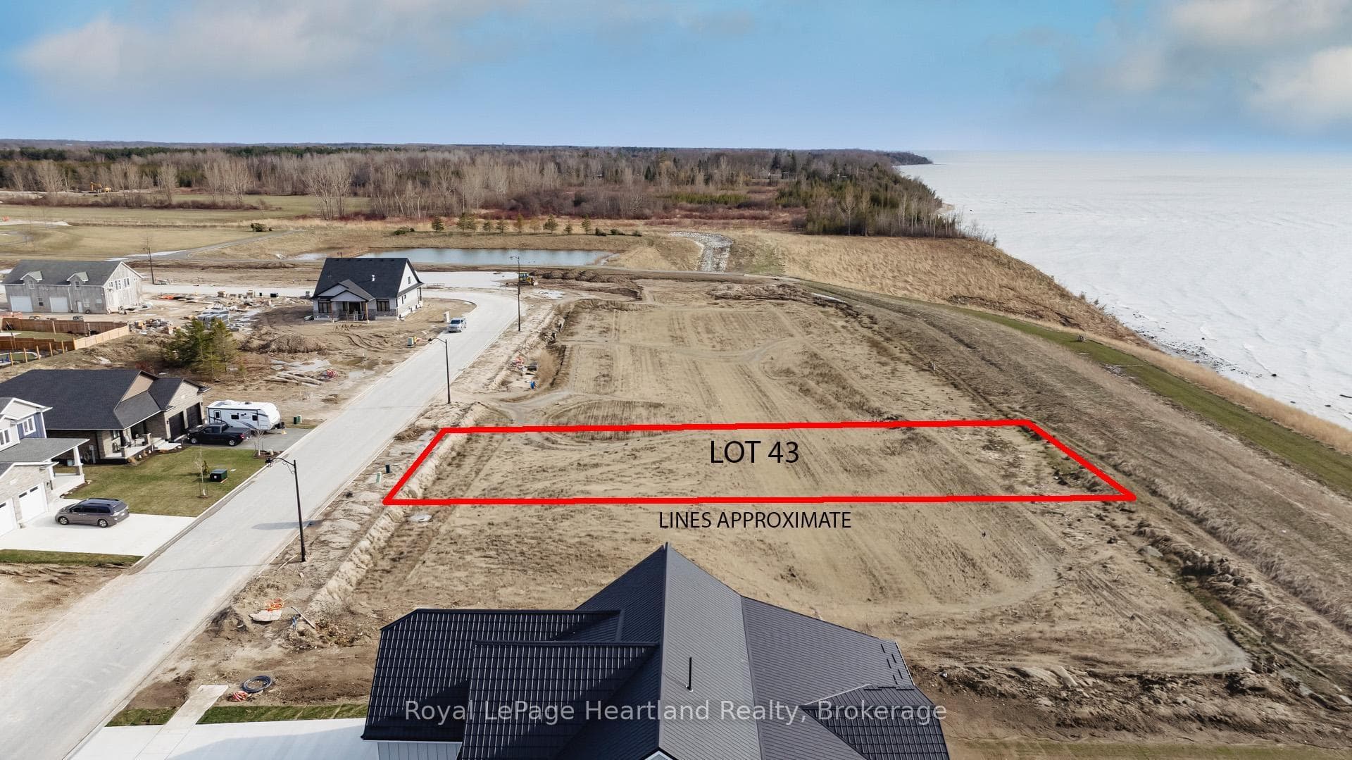 472 Coast Drive photo 6