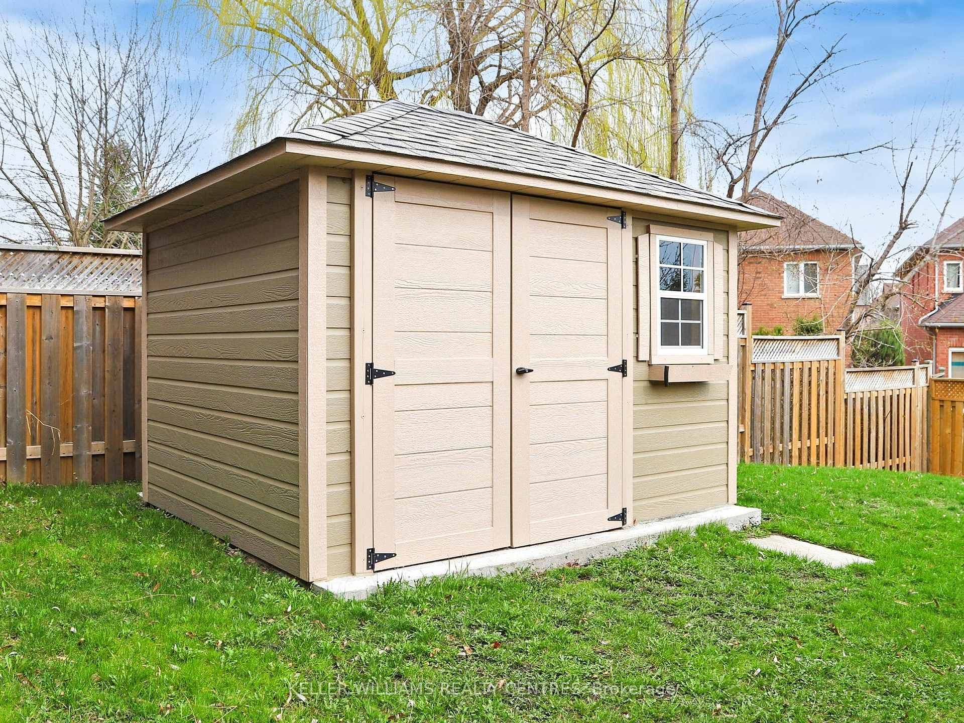 Vinyl Clad Garden House on Concrete Pad