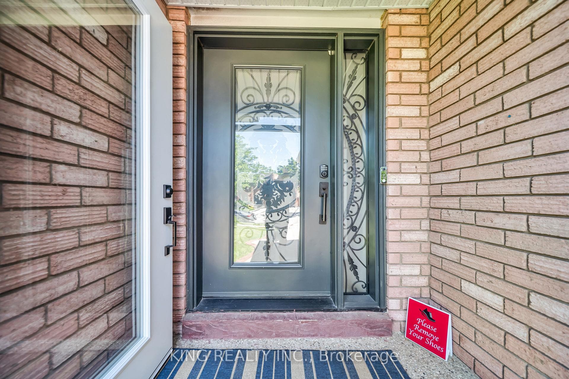 2606 Ambercroft Trail photo 9