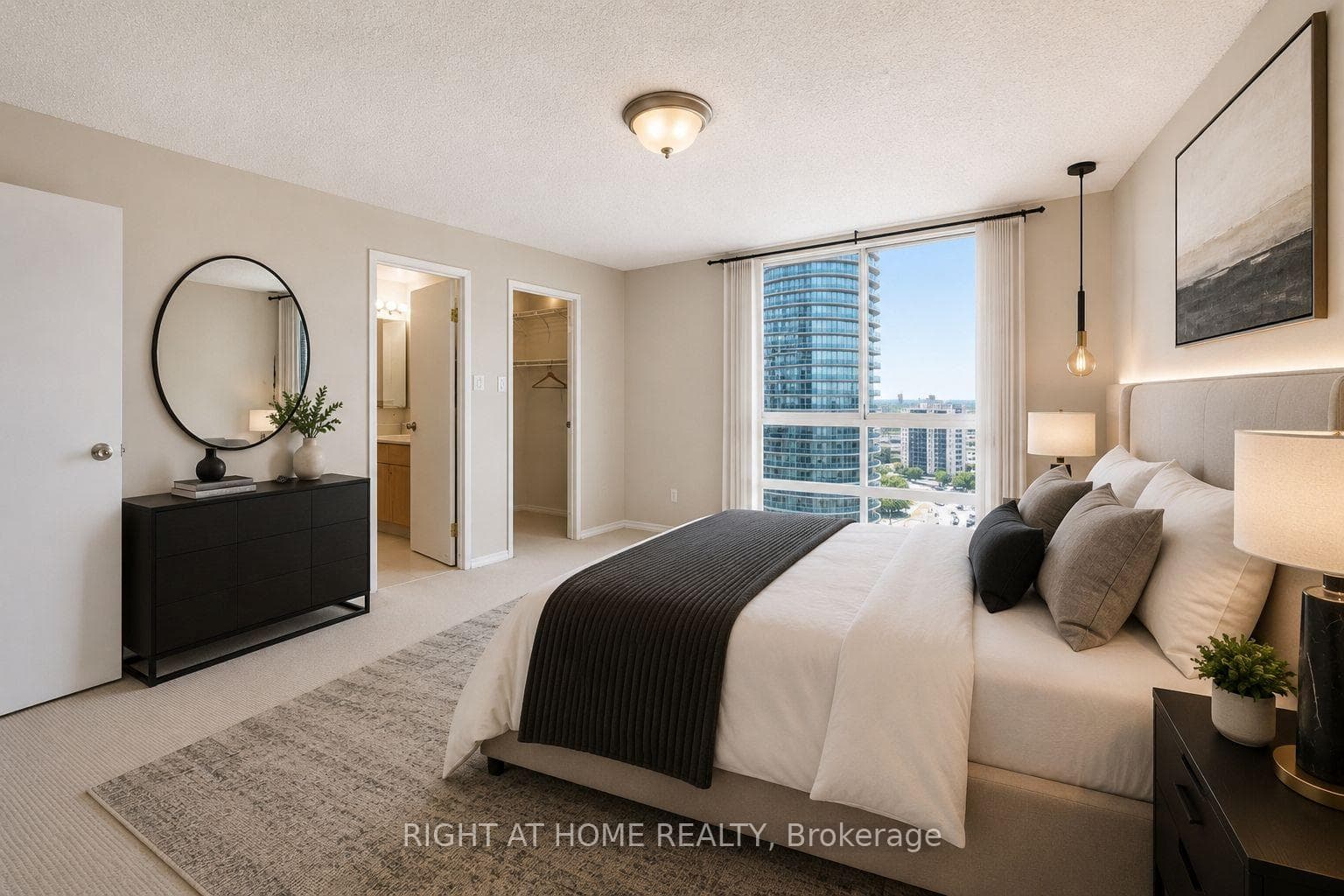 3650 Kaneff Crescent Unit 2507 photo 18