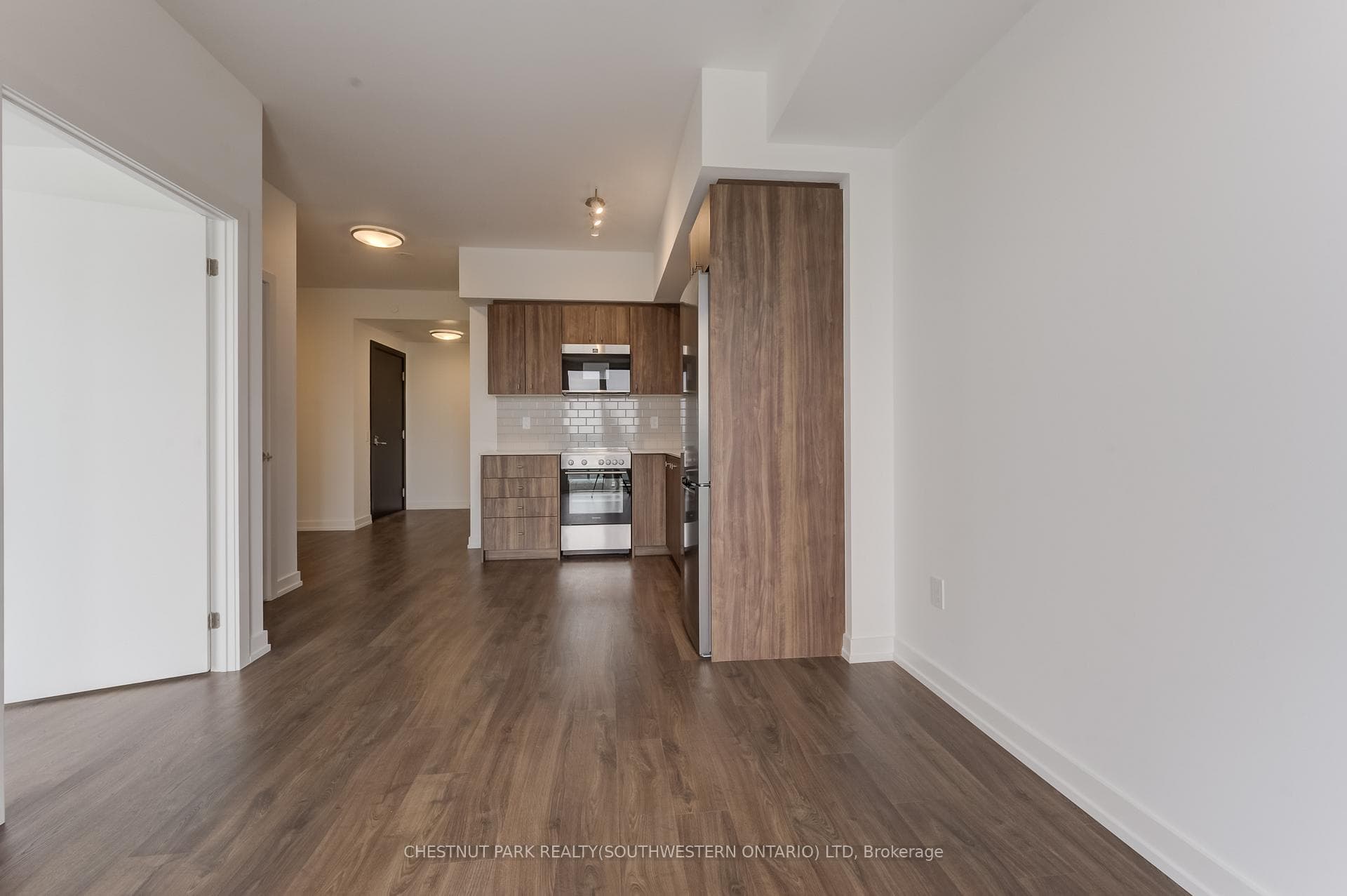 15 Wellington Street Unit 2108 photo 12