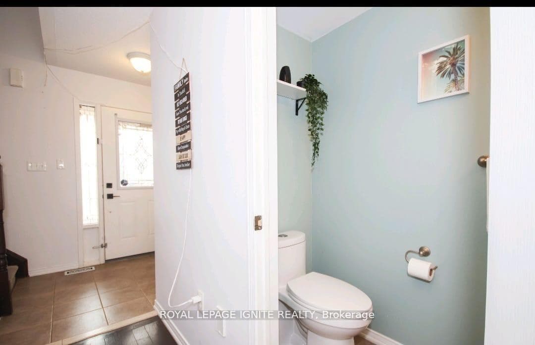 66 Westray Crescent photo 6