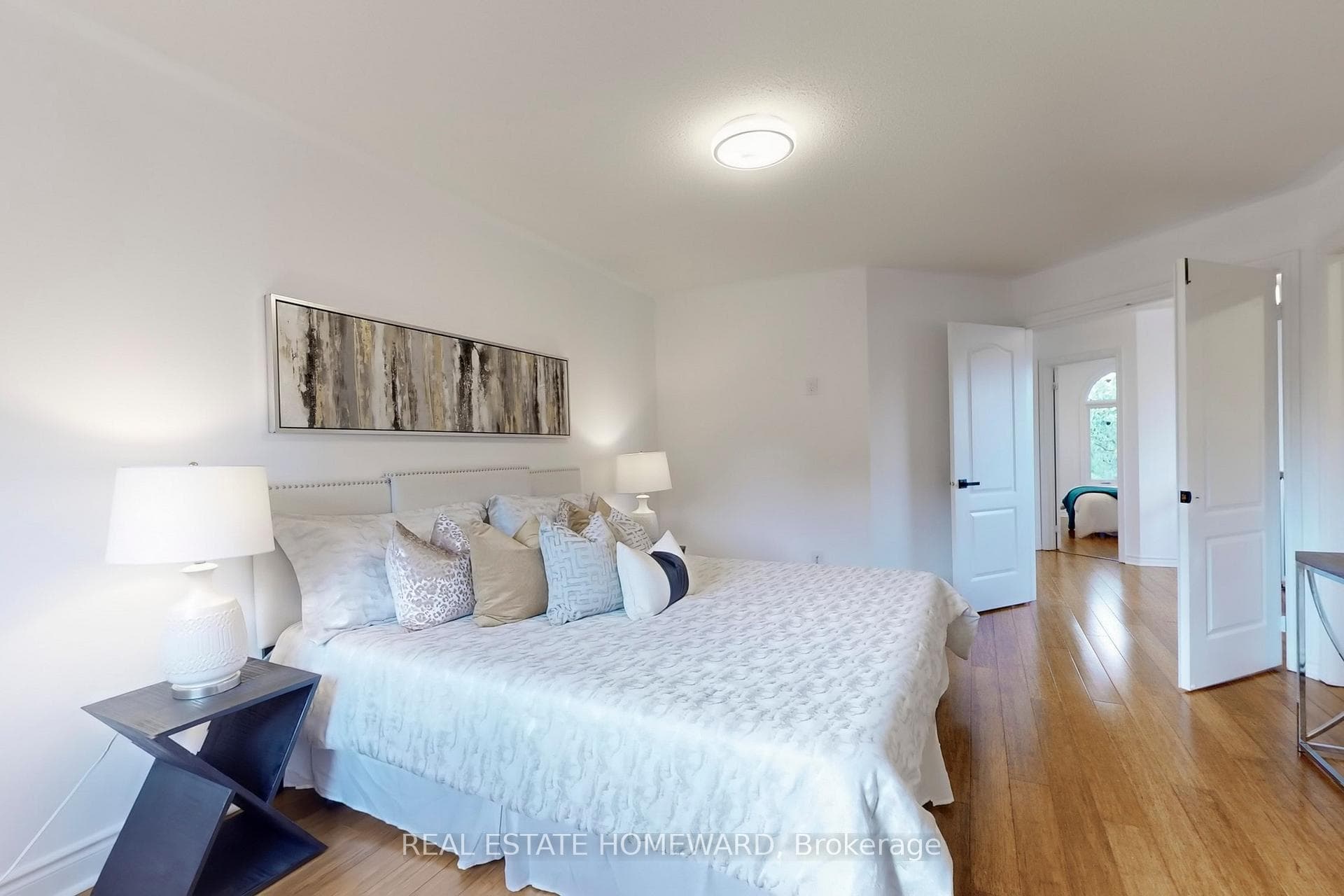 61 Silverdart Crescent photo 22