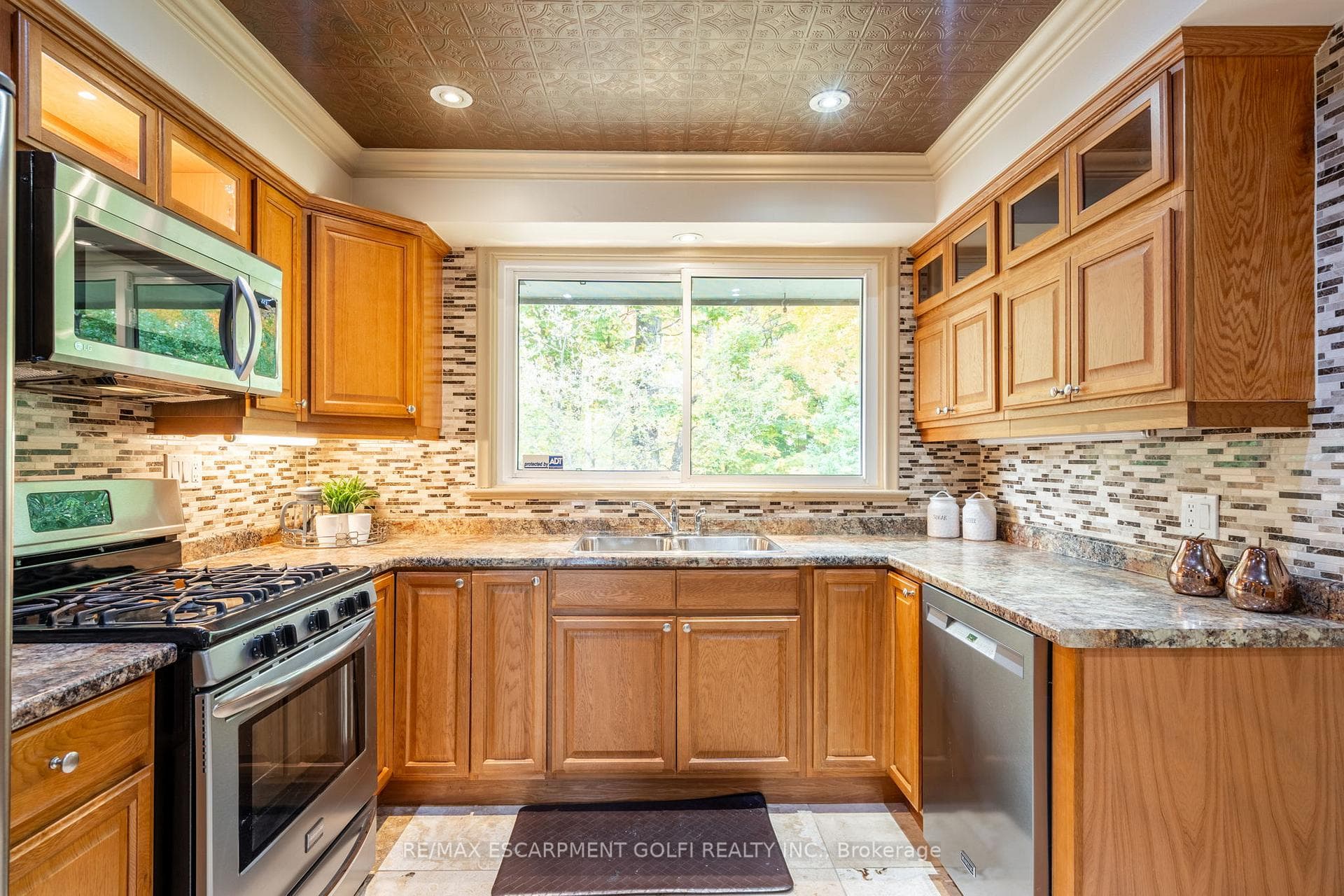 112 Bertram Drive photo 12