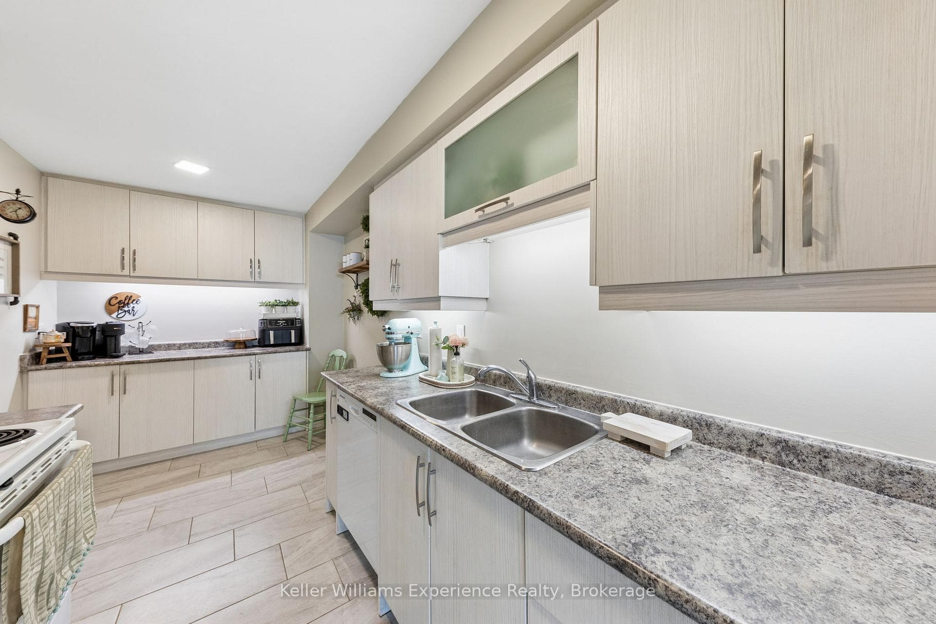 2 Bernick Drive Unit 23 photo 6