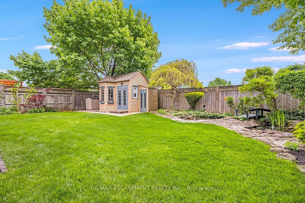 844 Hemlock Drive photo 45