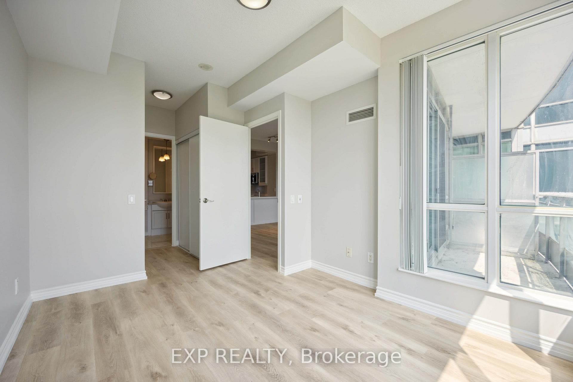 60 Byng Avenue Unit 607 photo 19