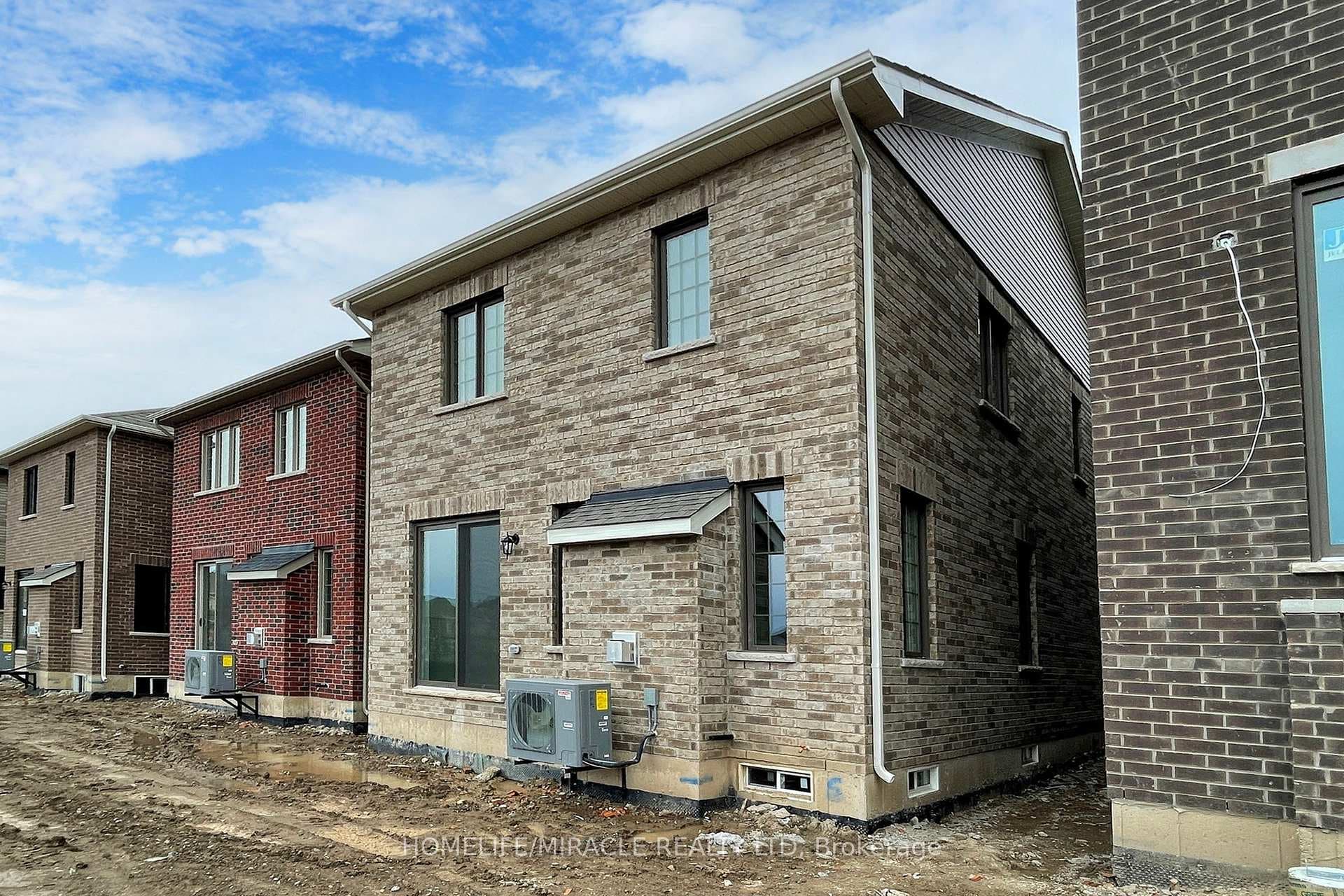 1338 Leriche Way photo 36