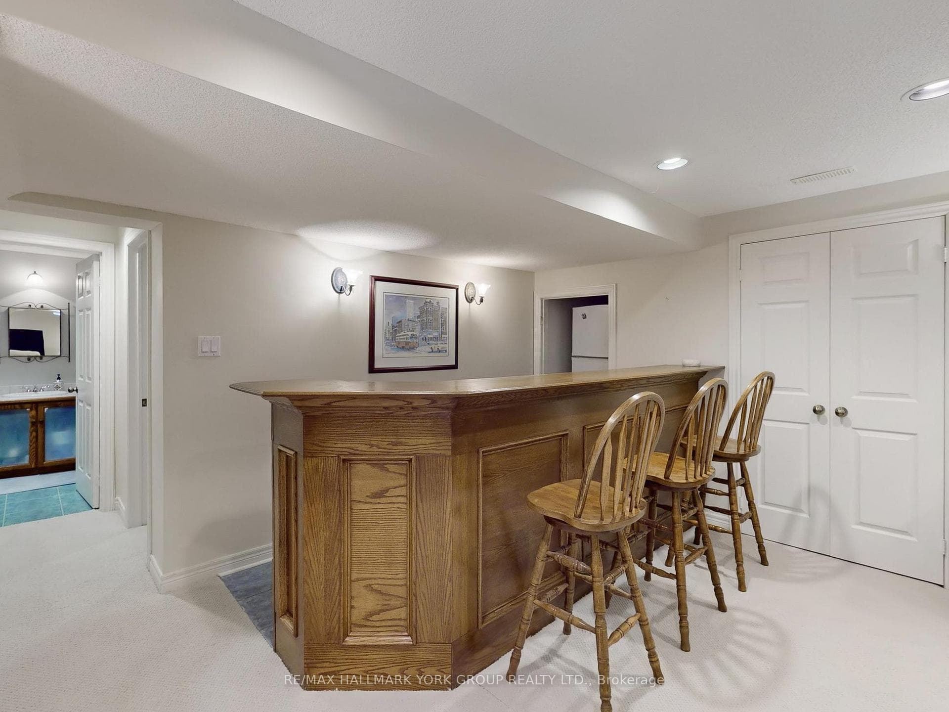 94 McGee Crescent photo 39
