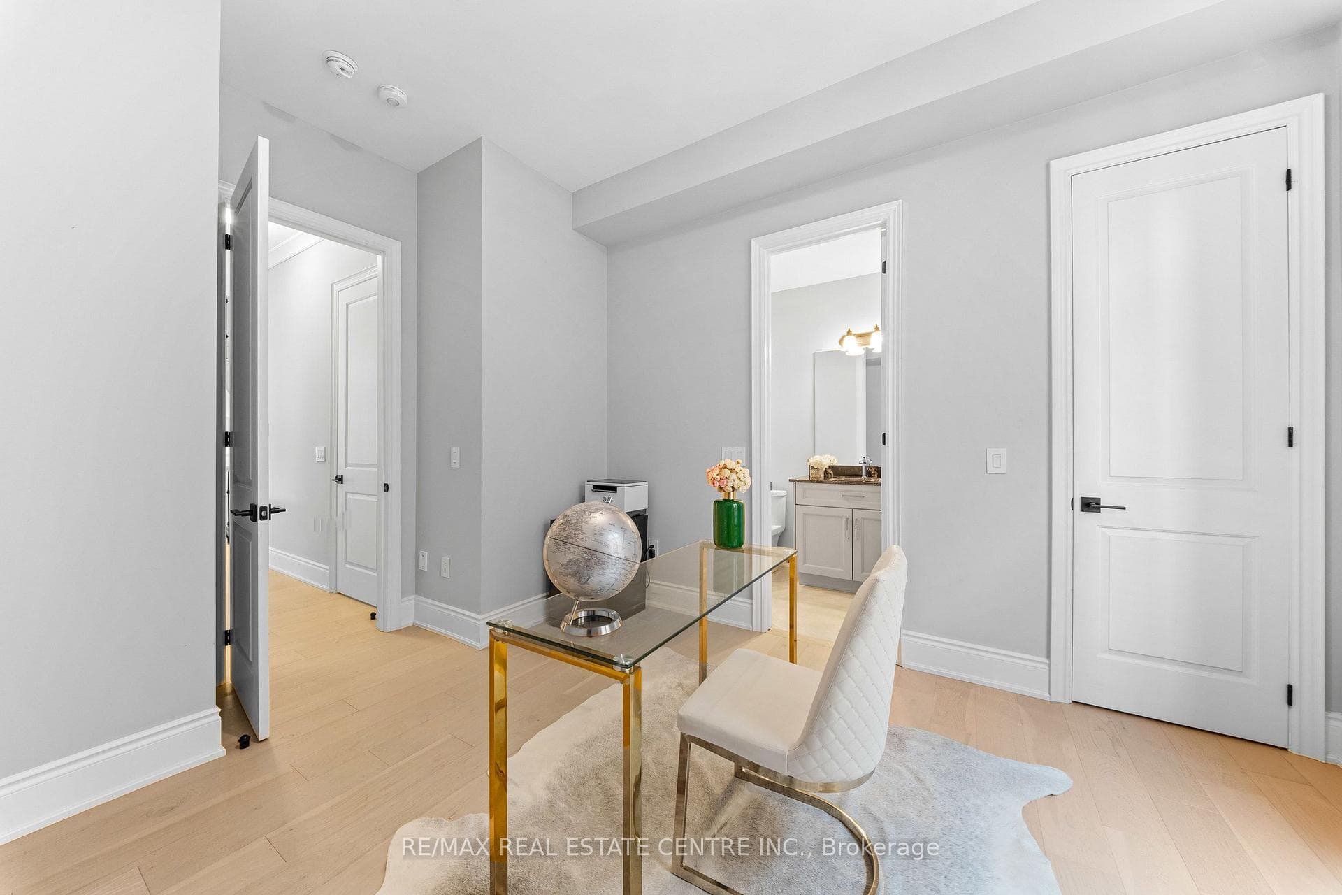 70 Appleyard Avenue photo 27