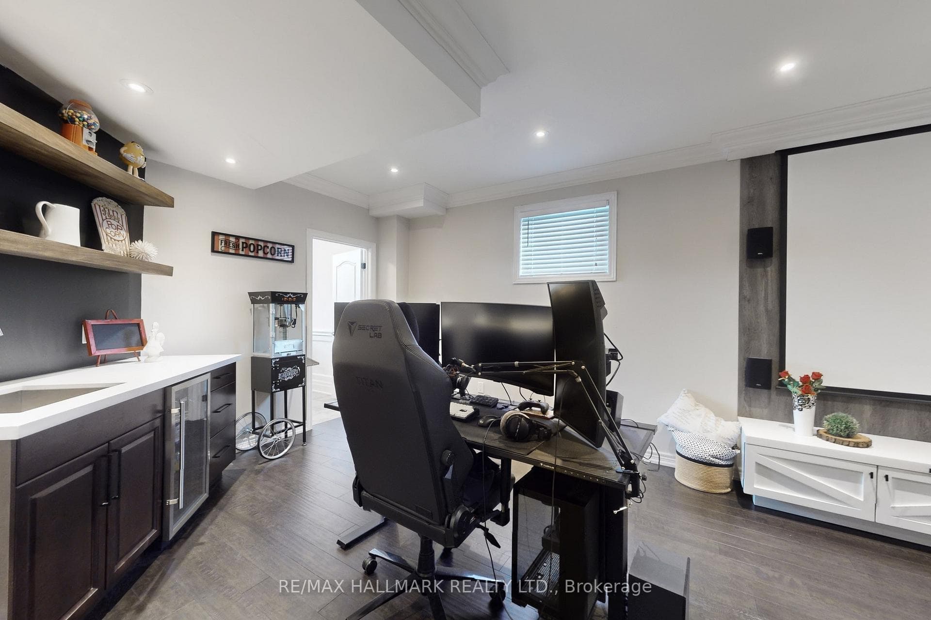52 Mcechearn Crescent photo 39