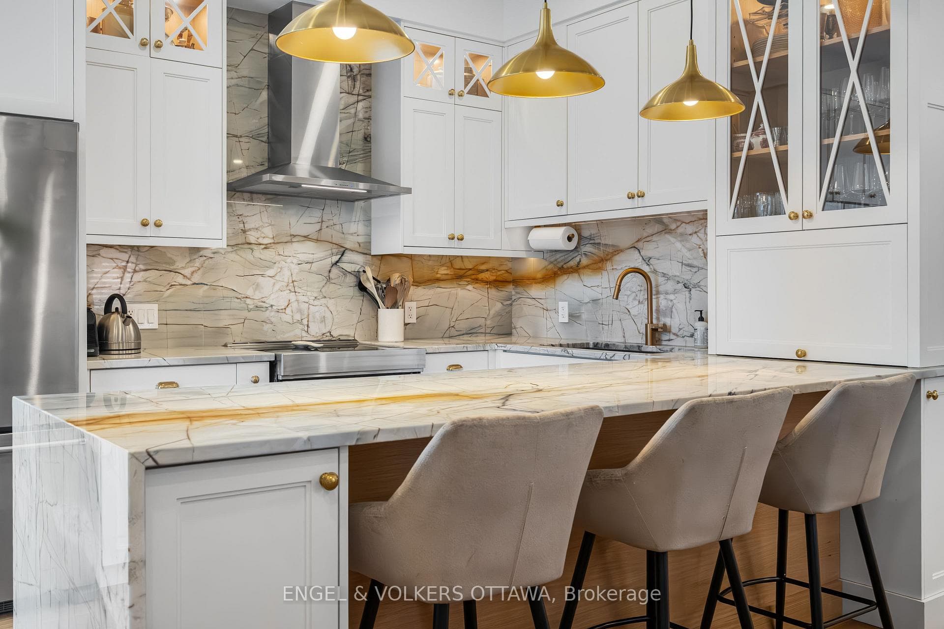 817 Lyon Street photo 14