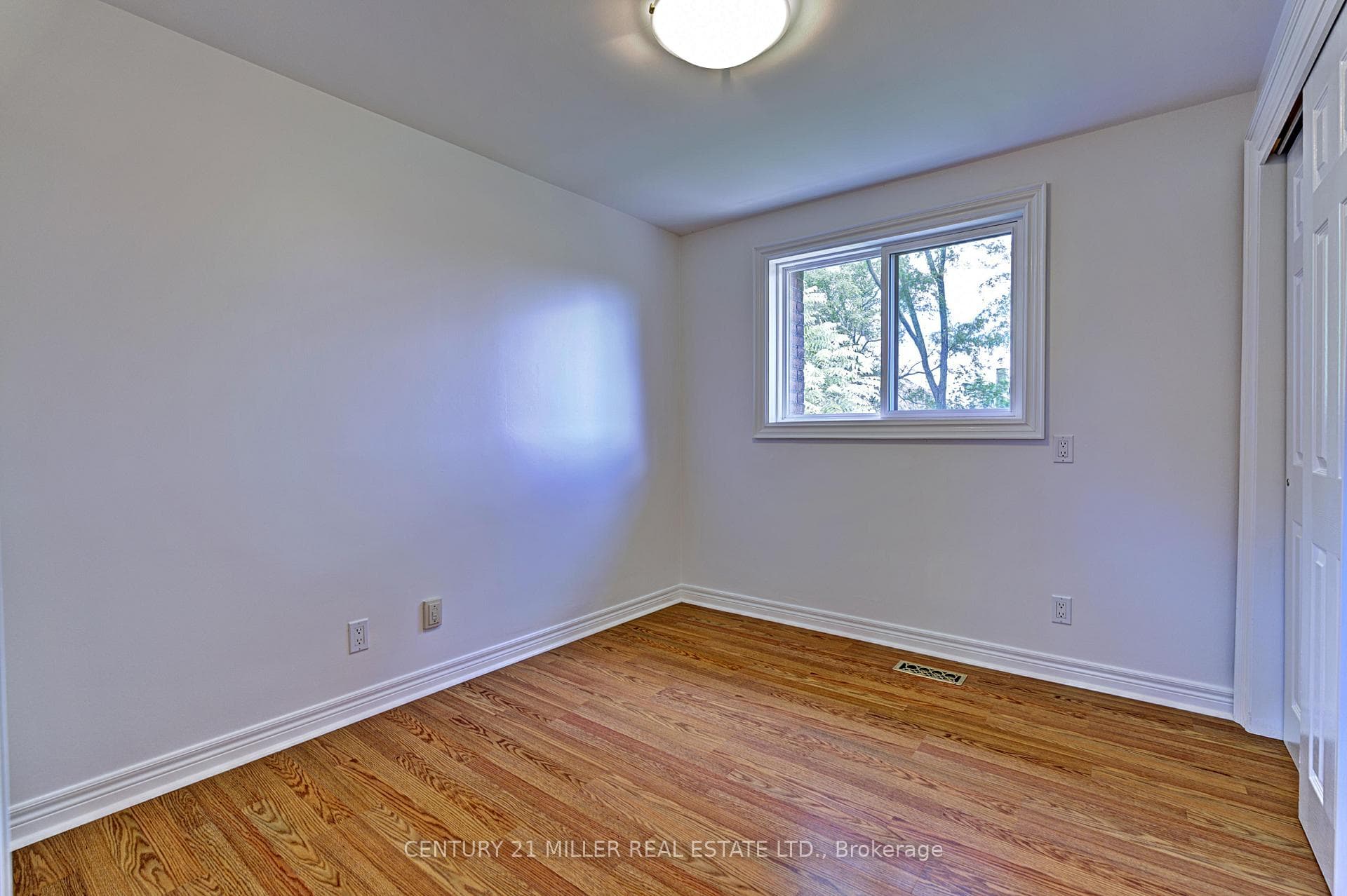 2637 Fifth Line photo 16