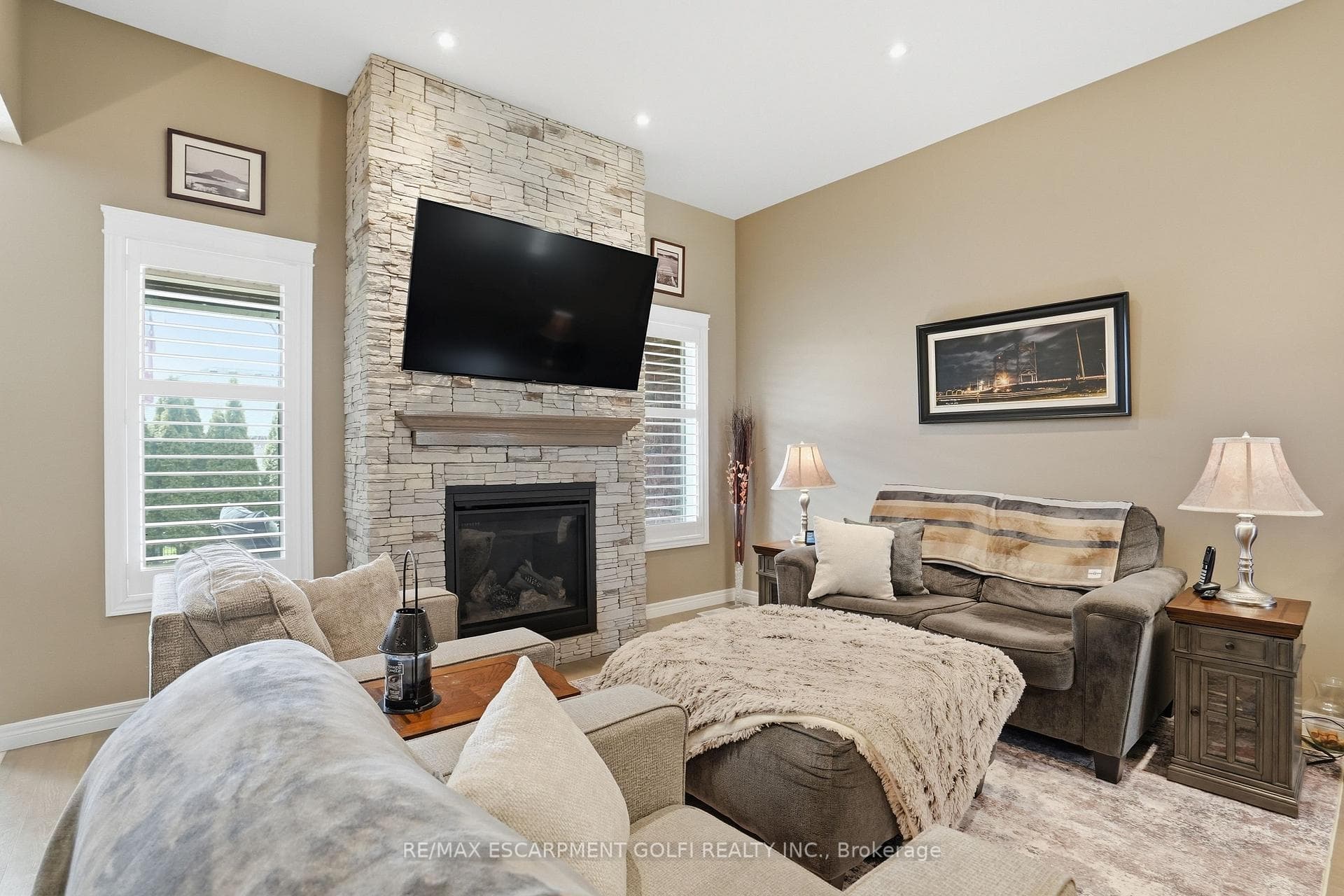 35 Patten Drive photo 12