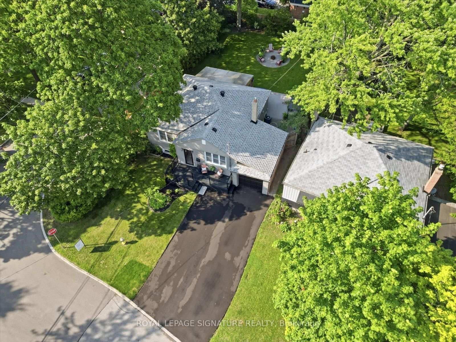 24 Latham Avenue photo 41