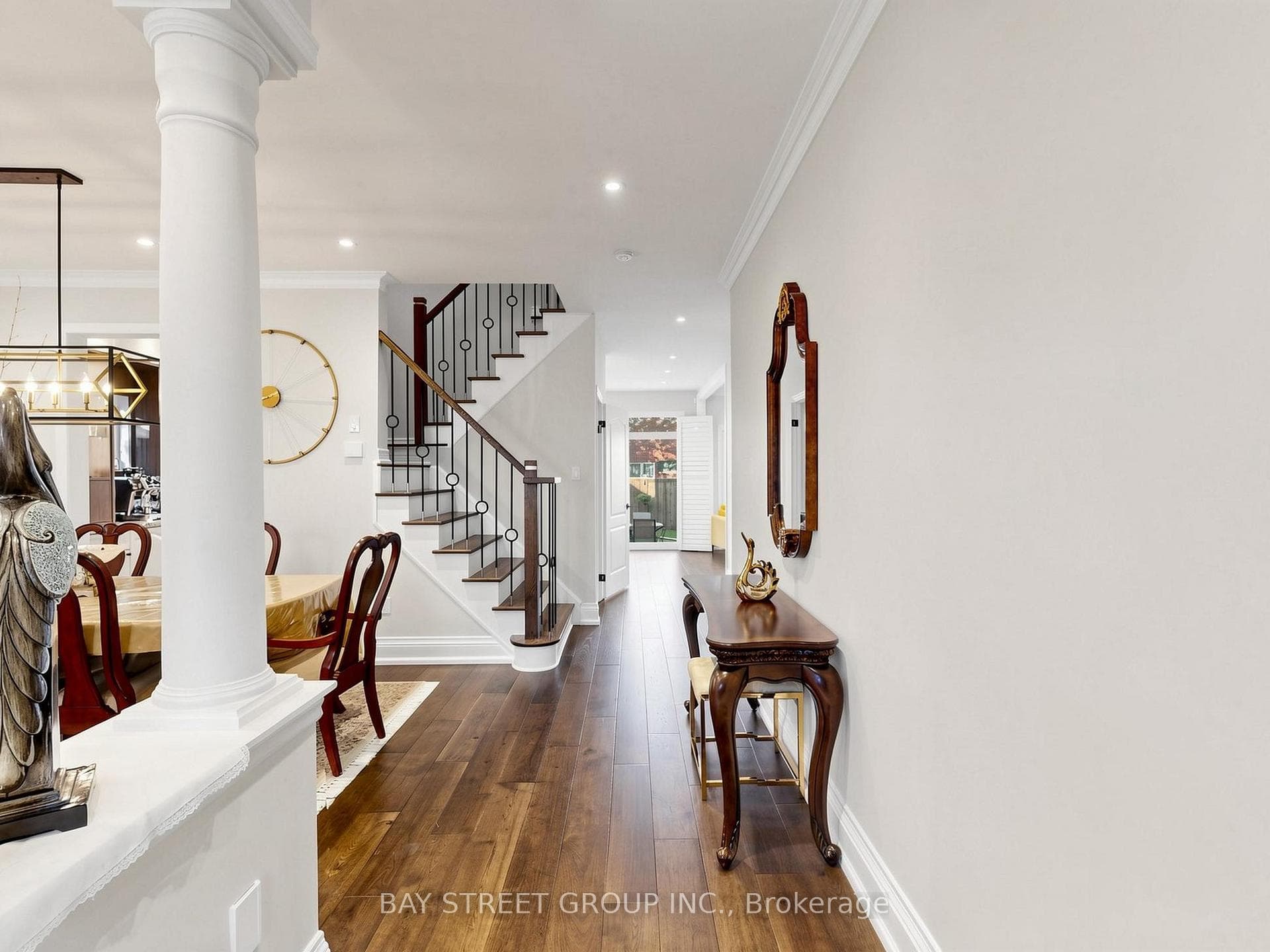 27 Wagon Wheel Crescent photo 13