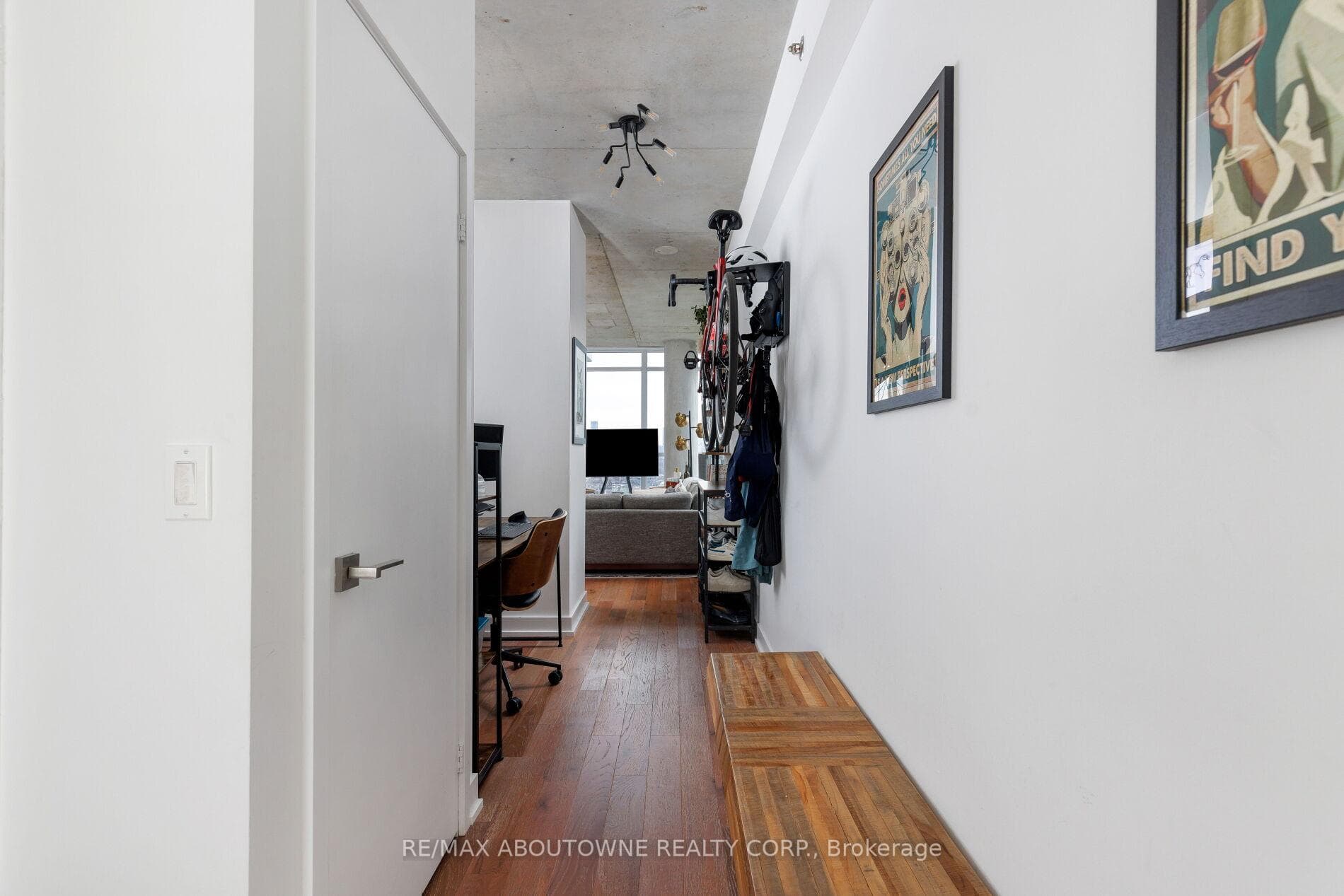 20 Minowan Miikan Lane Unit 1804 photo 5