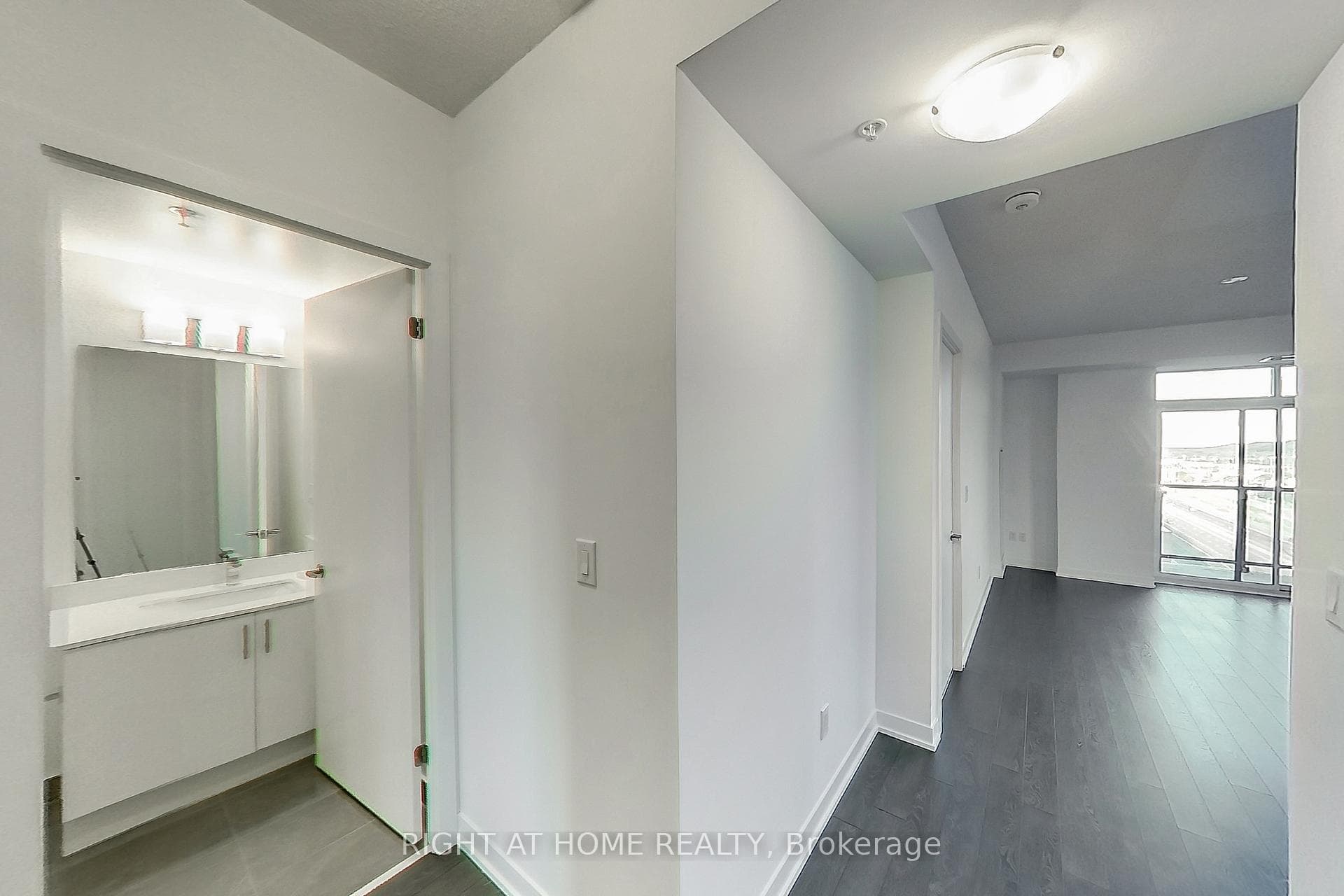 550 North Service Road Unit 1308 photo 2