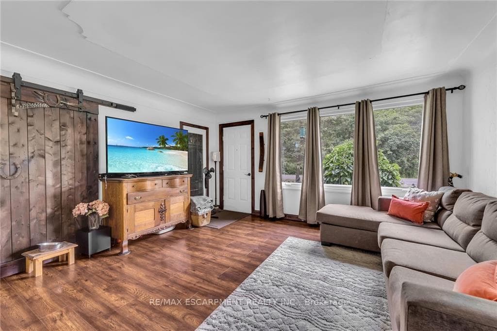 1215 Trinity Church Road photo 7
