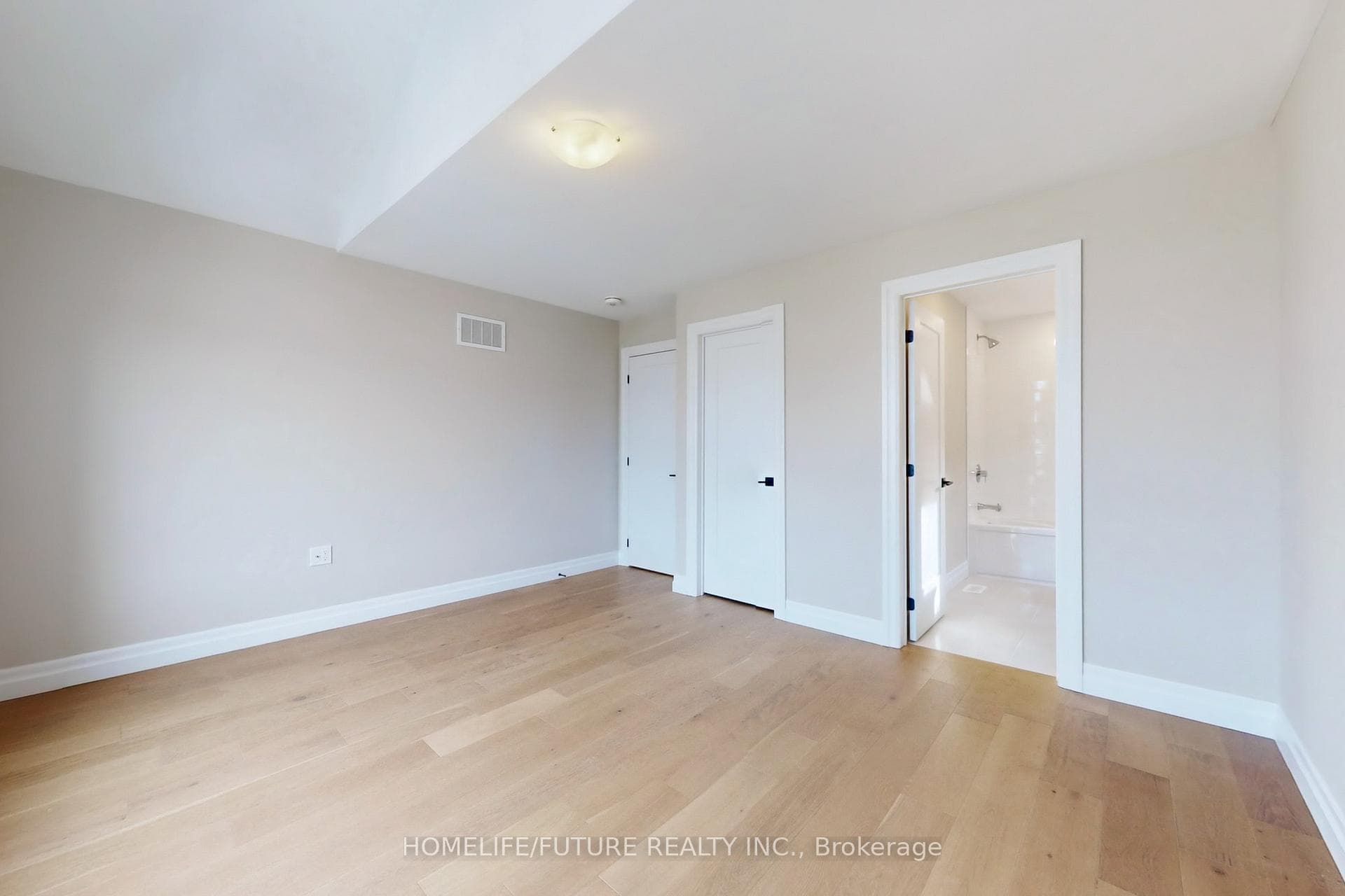 229 O'Neil Street photo 28