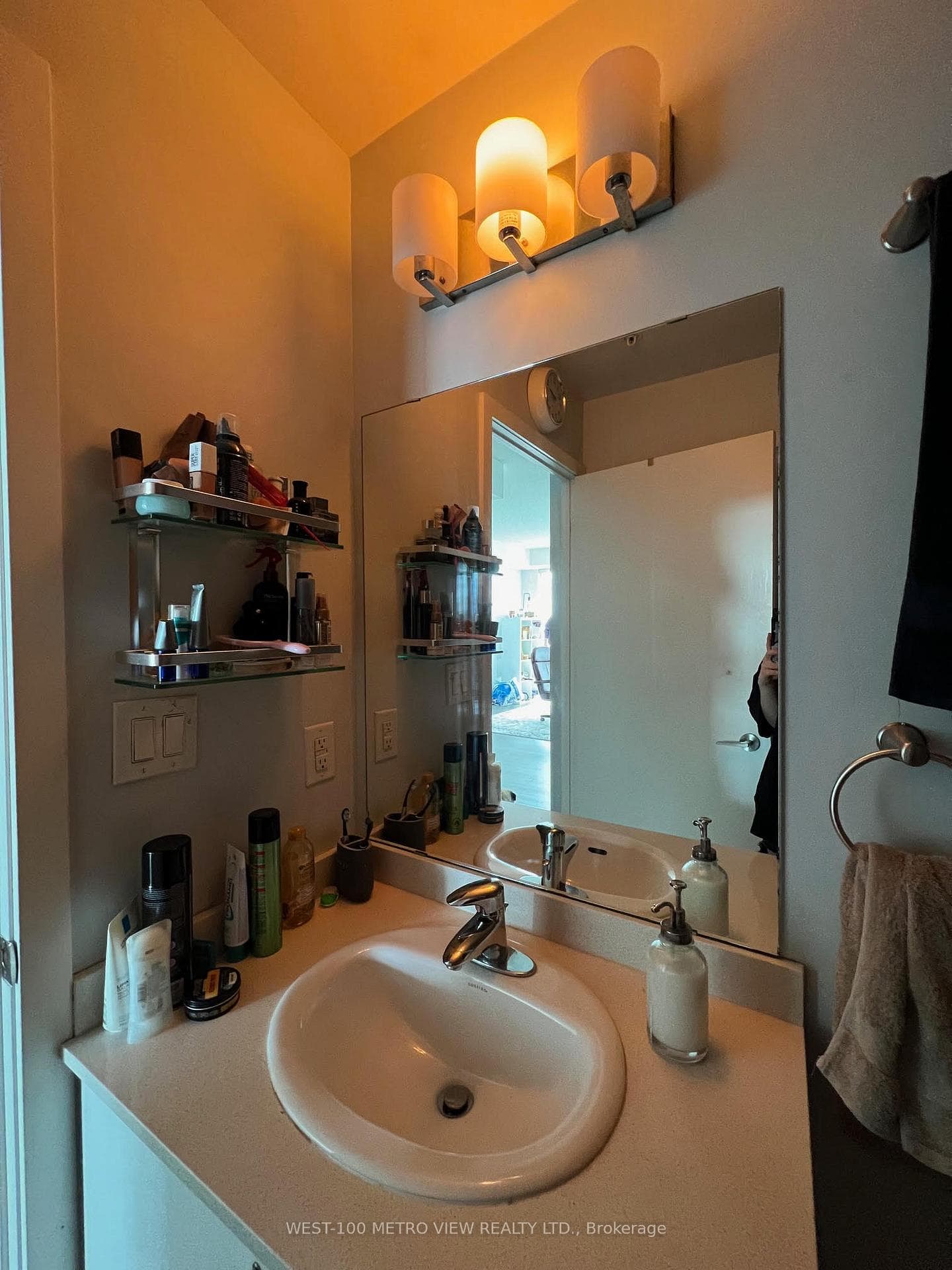 3985 Grand Park Drive Unit 1607 photo 8