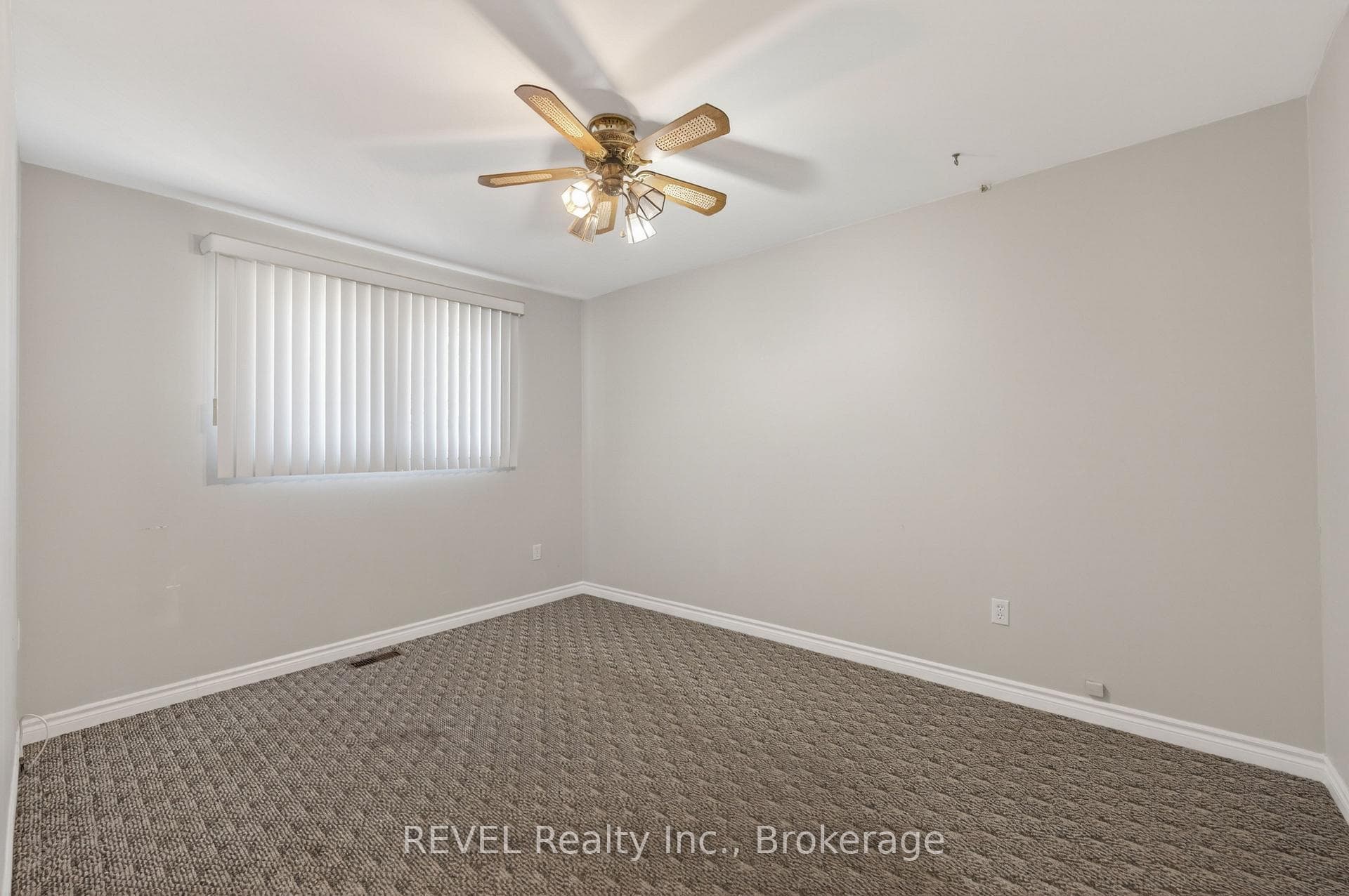 19 Lynwood Drive photo 25