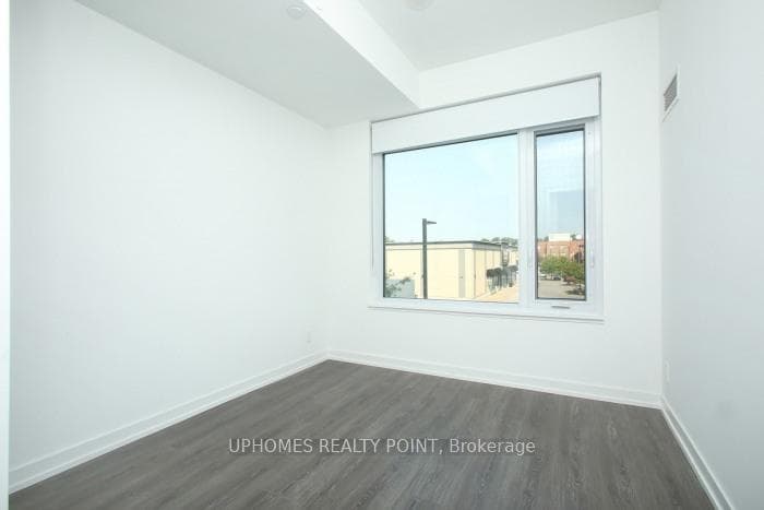 8 Beverley Glen Boulevard Unit C201 photo 18