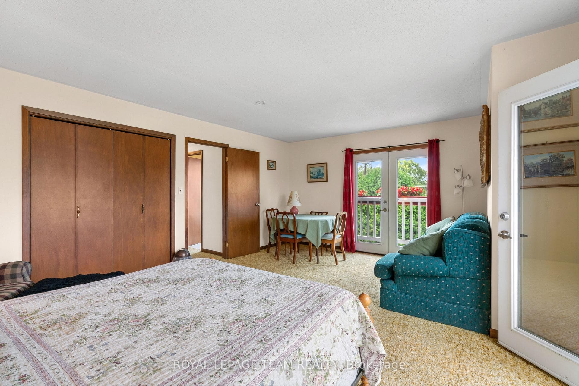5687 Cherry Street photo 22