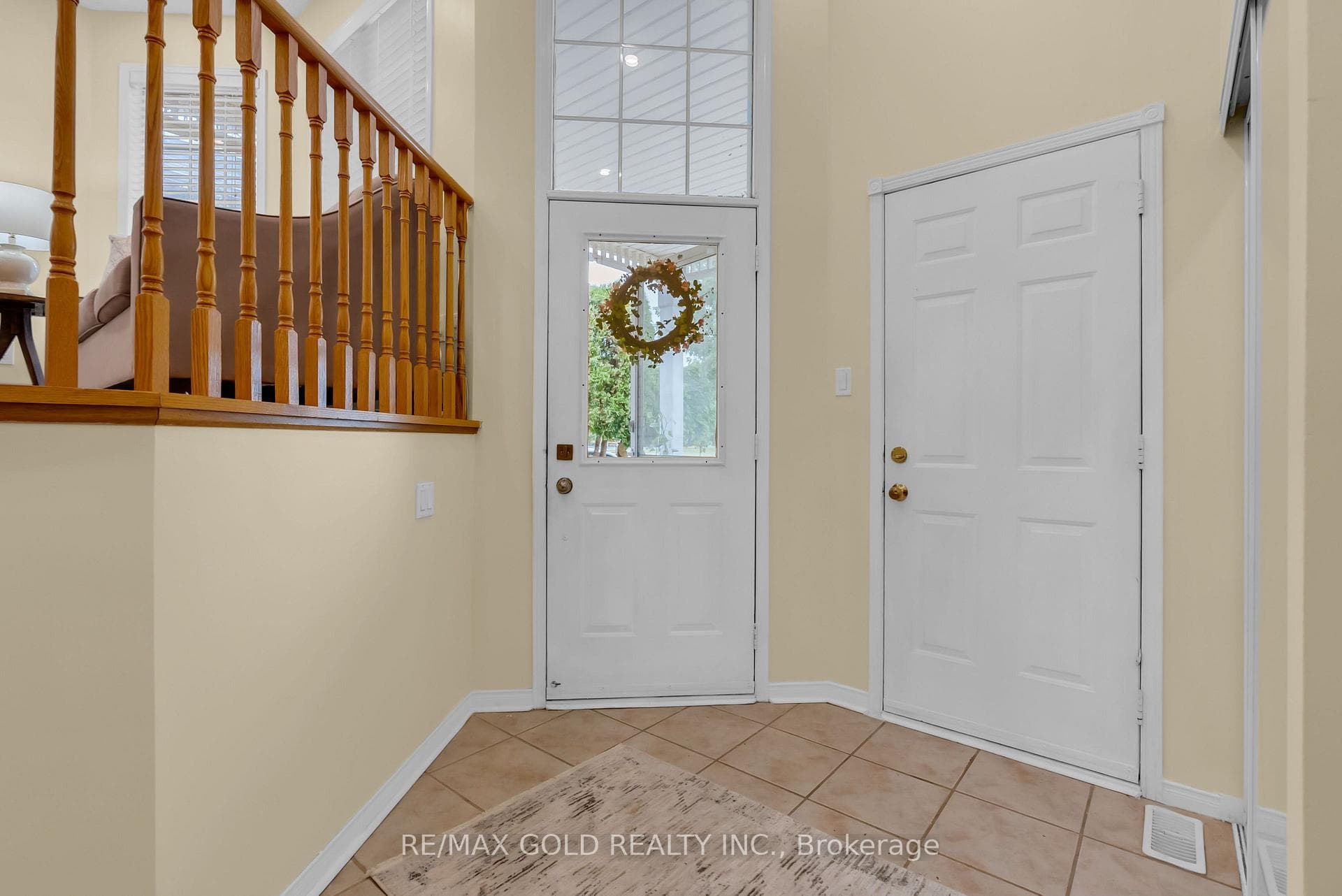 74 Fletchers Creek Boulevard photo 23