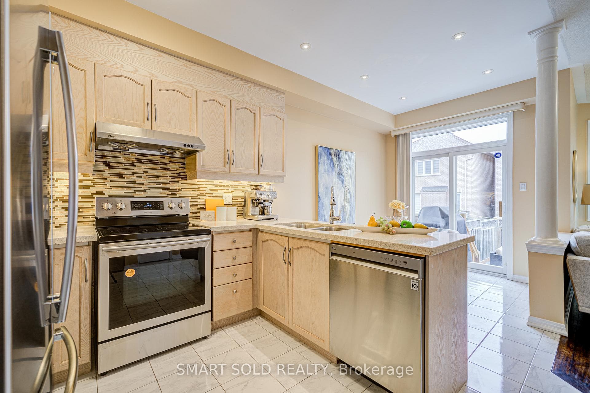 79 Hillmount Road photo 11