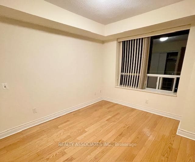 2 Clairtrell Road Unit 912 photo 22