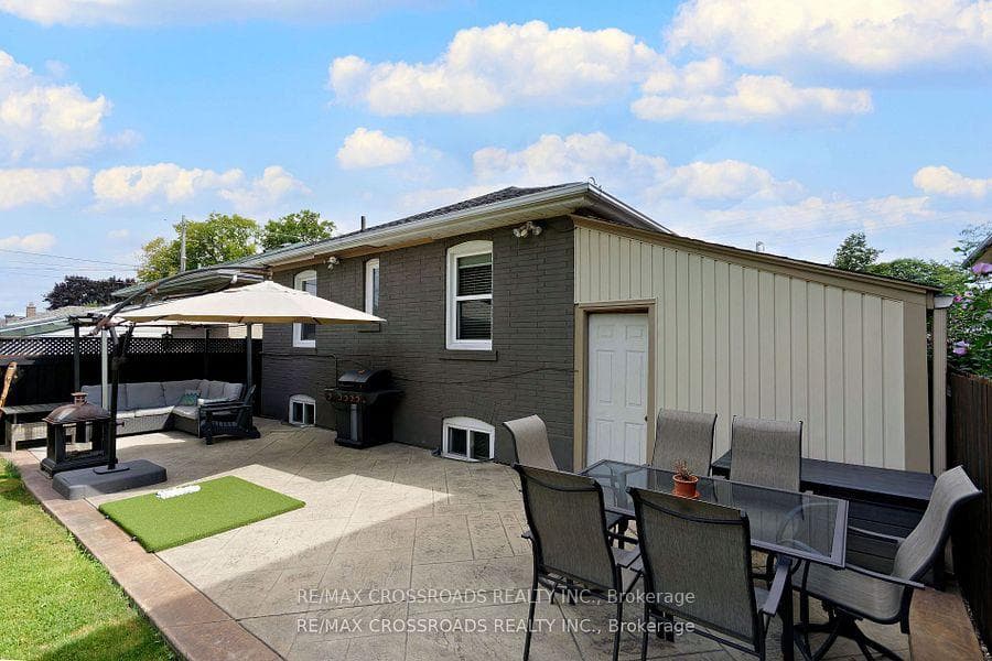 588 Brimley Road photo 26