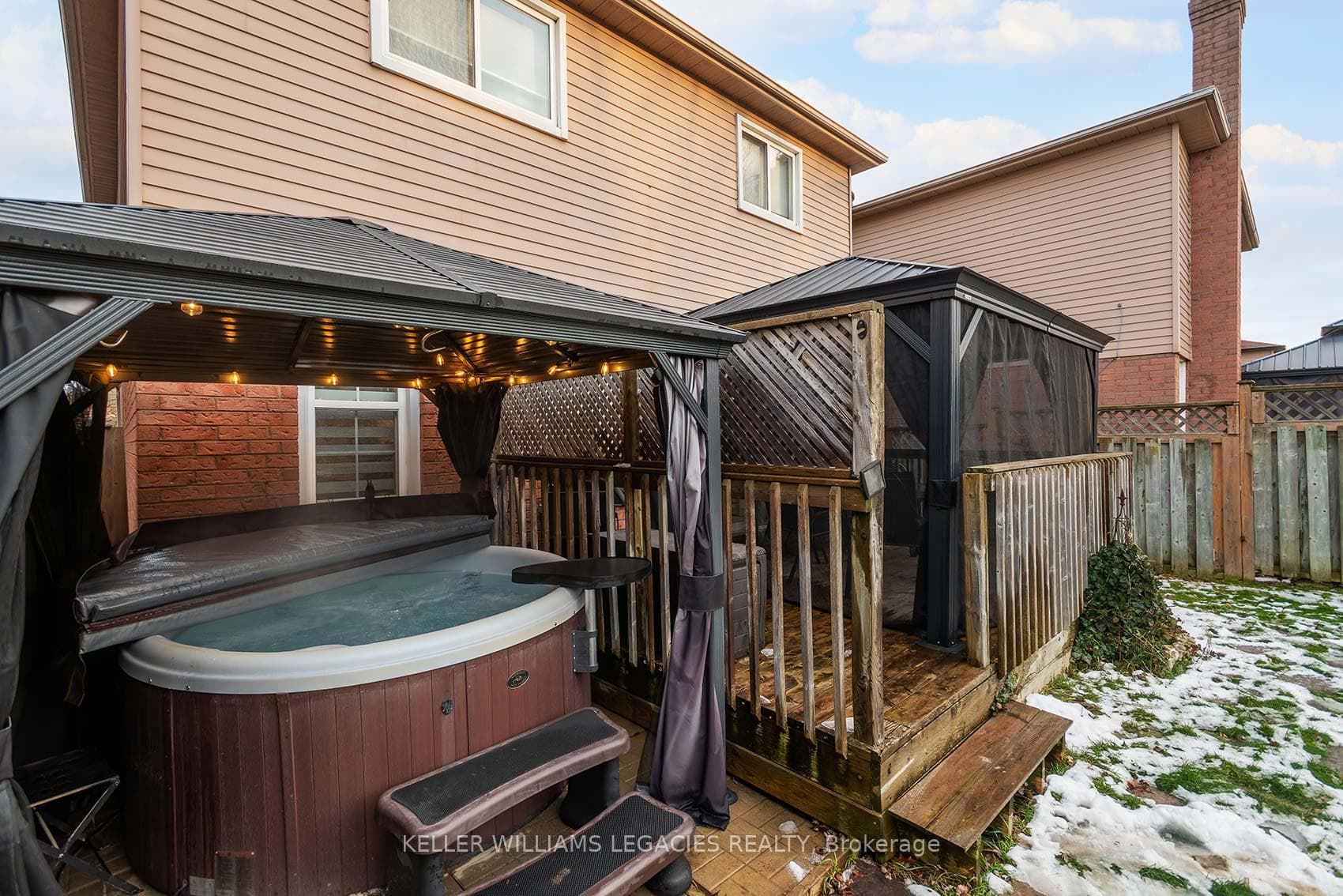 24 Newgate Place photo 36