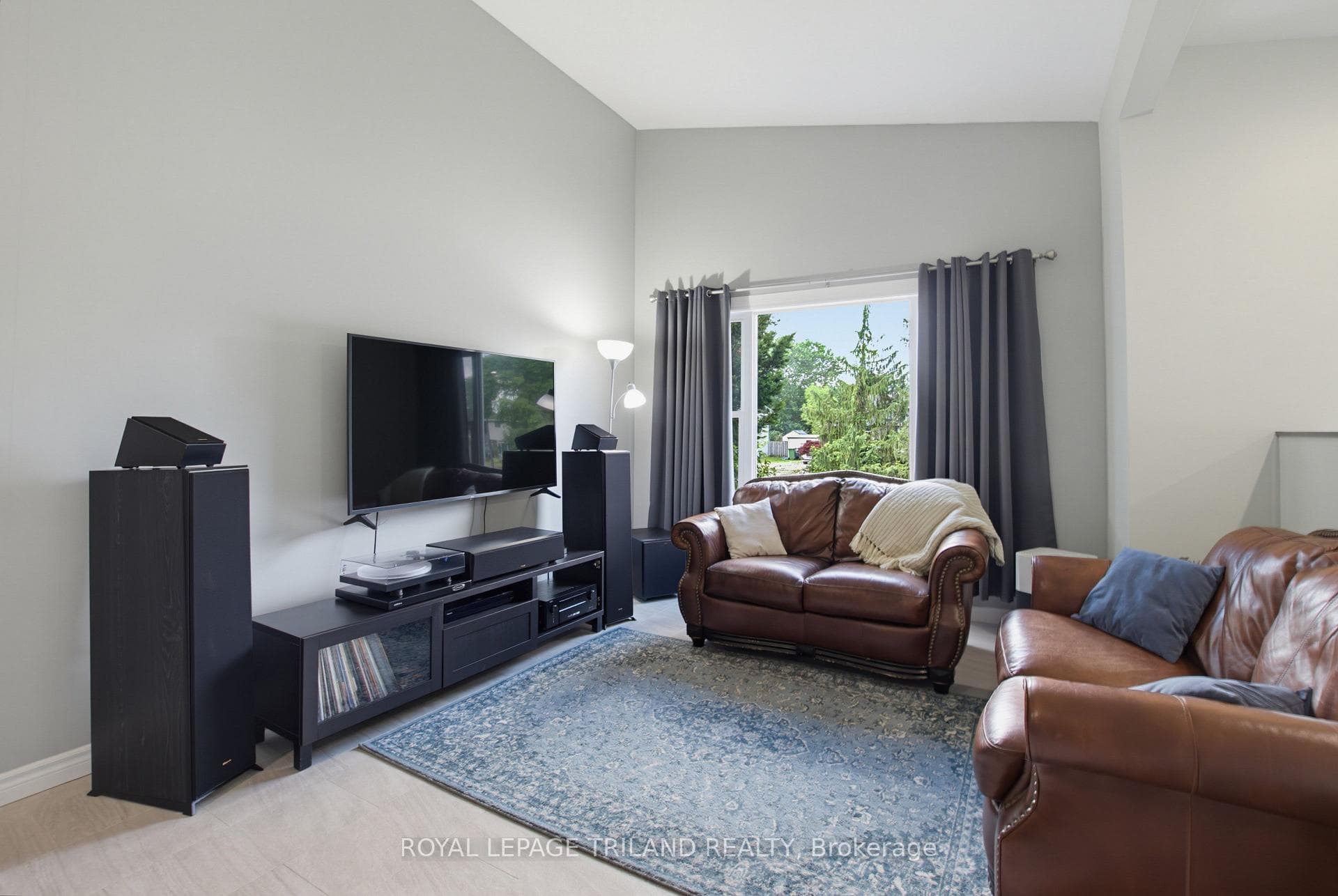71 Joyce Street photo 9