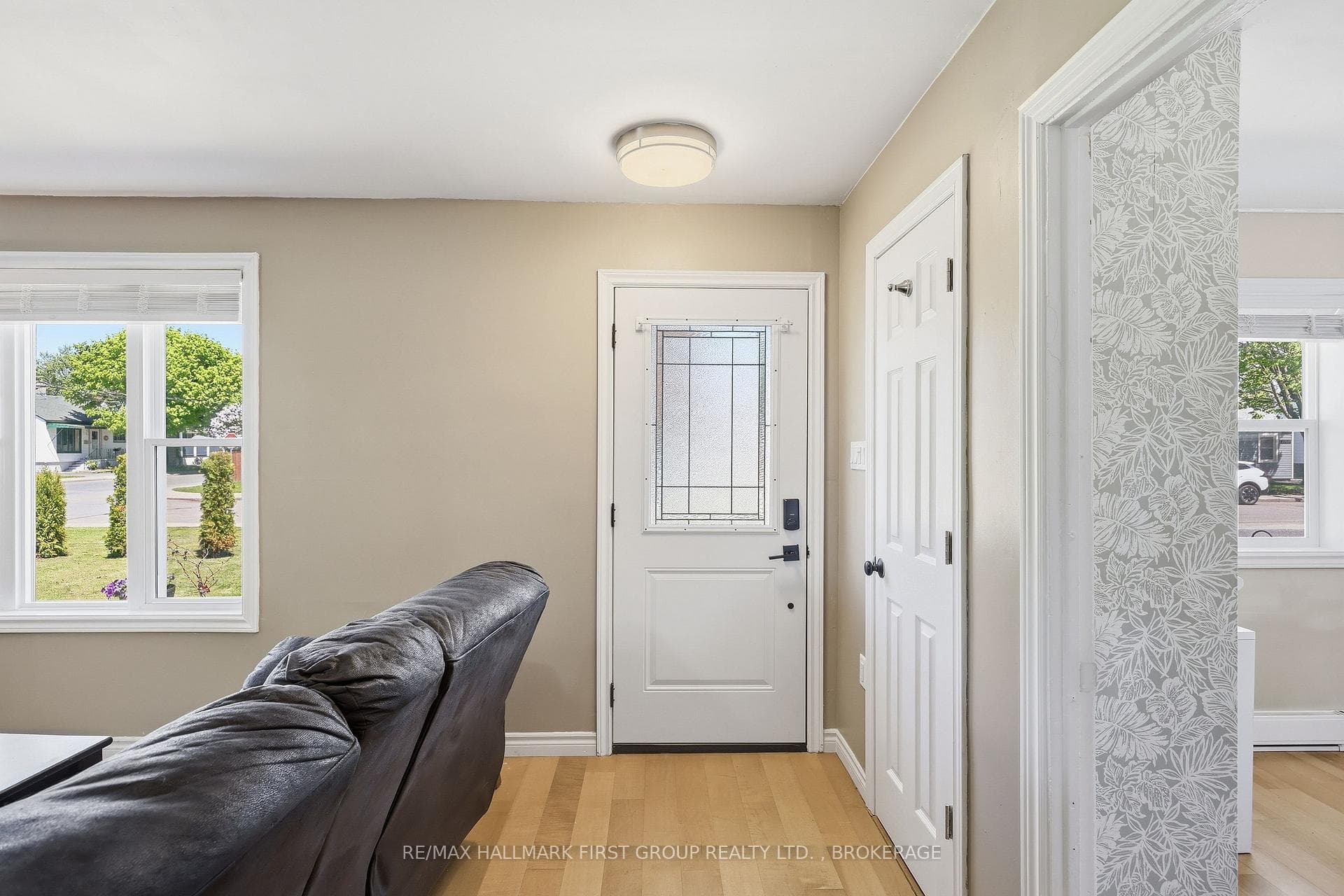 488 Nelson Street photo 7