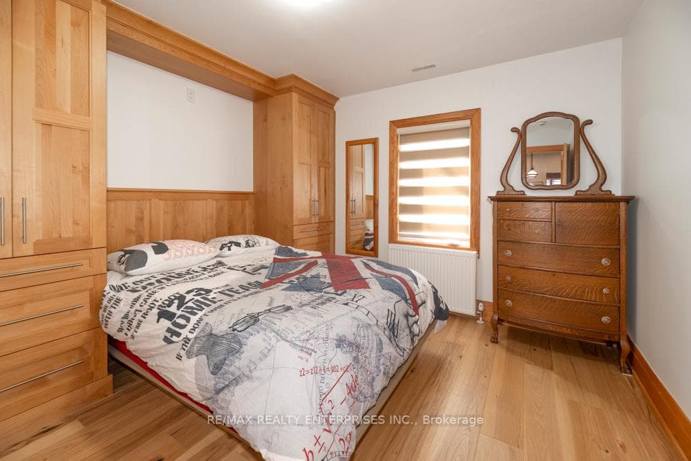 837 Kingston Road Unit Upper photo 13