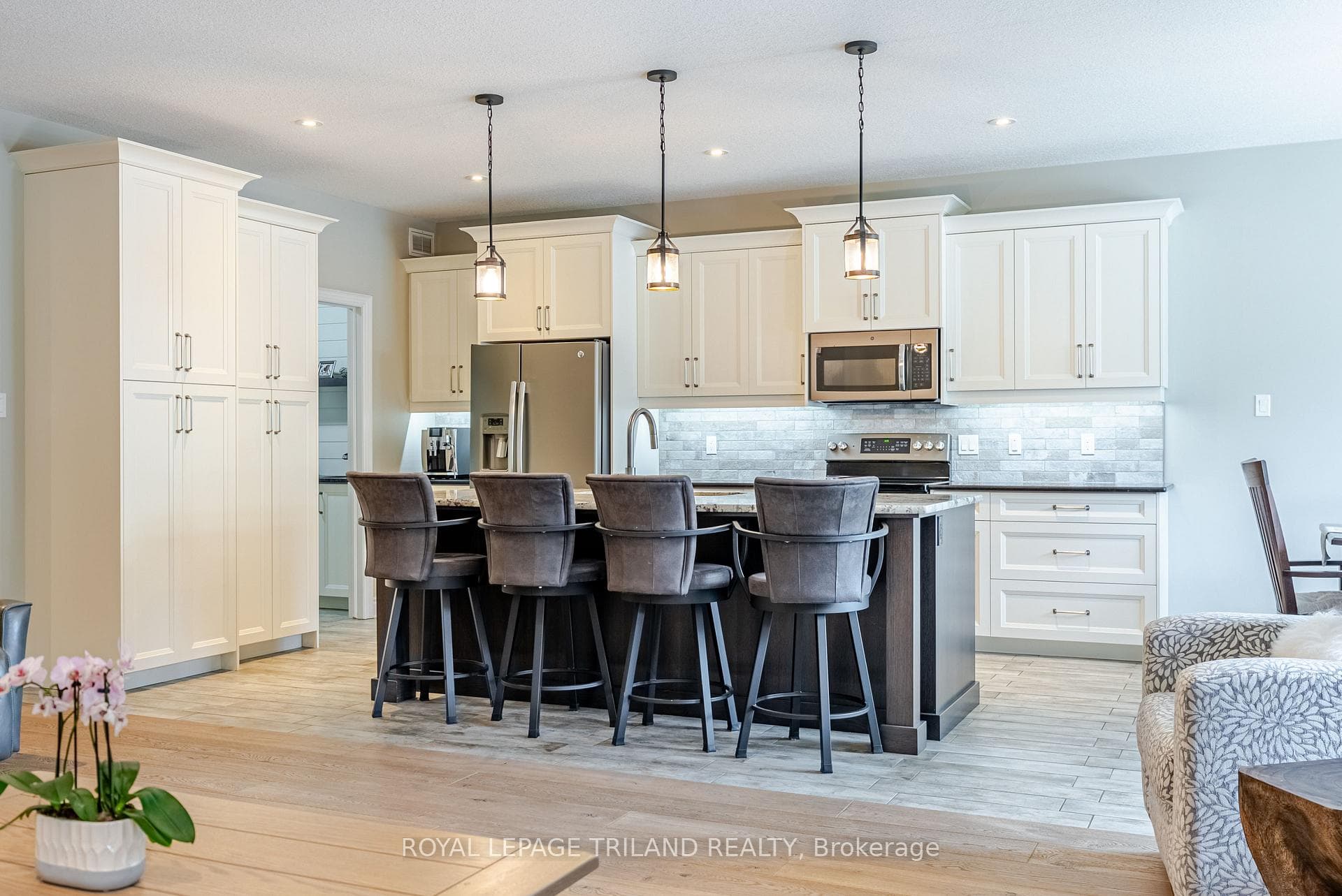 296 Dufferin Street photo 22